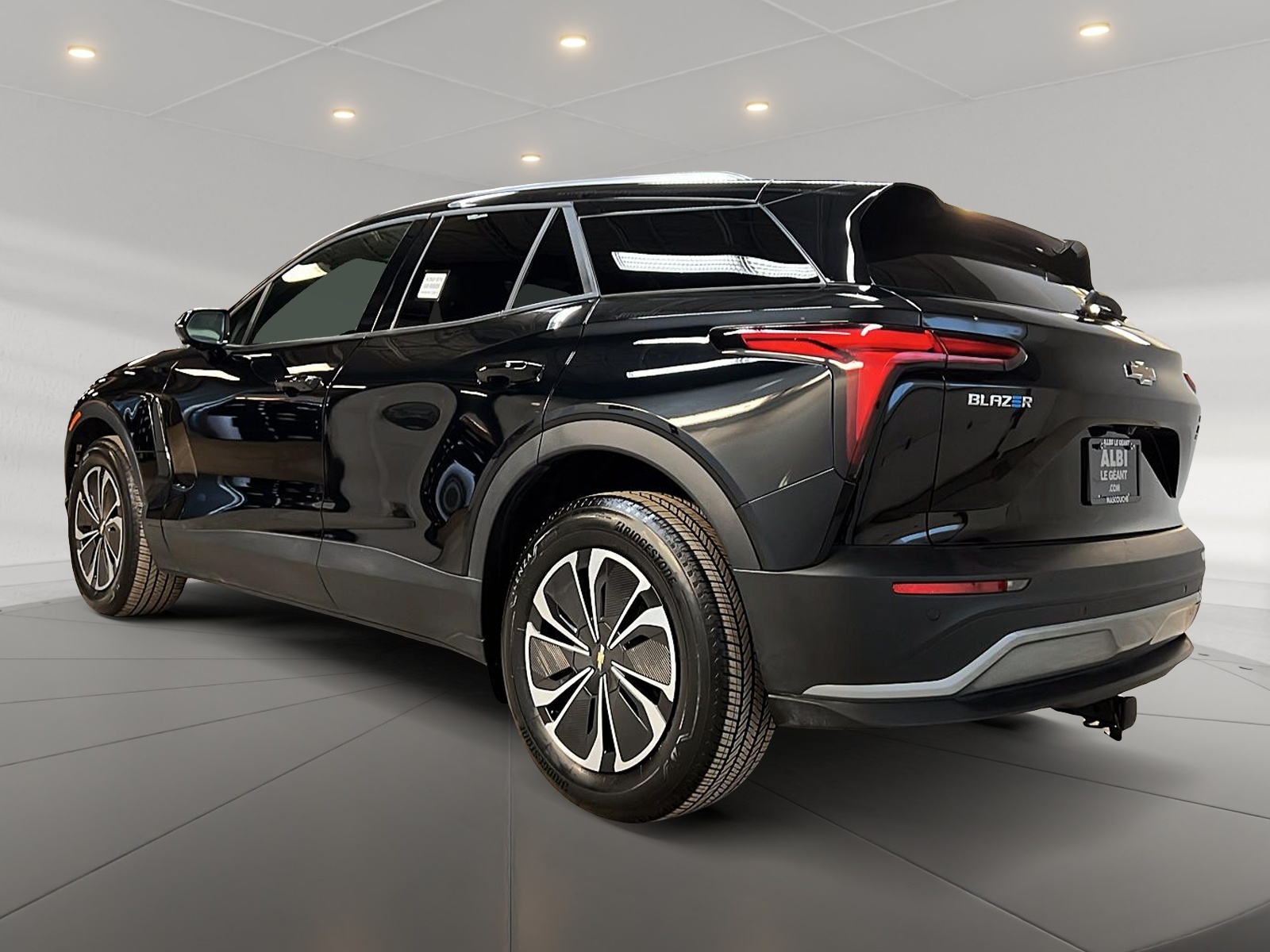 Chevrolet Blazer EV 2LT CUIR NAV 4RM 2025 - image #6