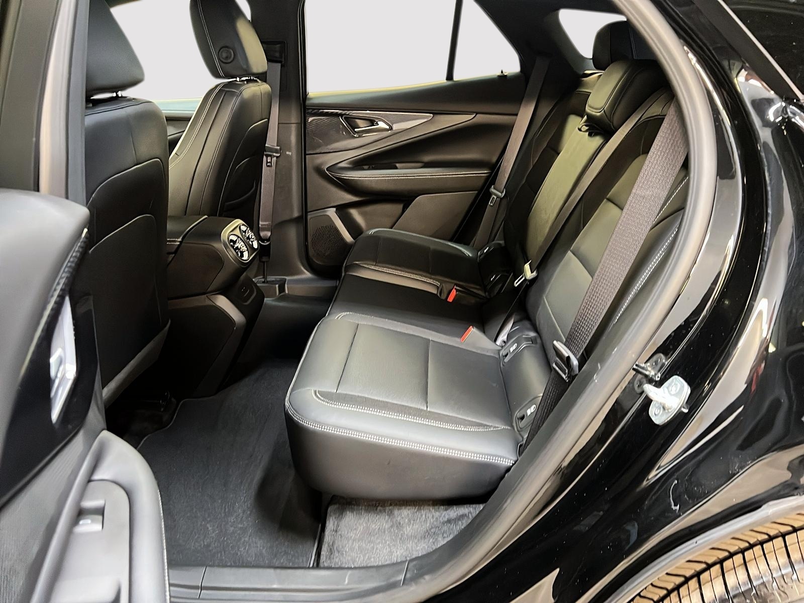 Chevrolet Blazer EV 2LT CUIR NAV 4RM 2025 - image #9