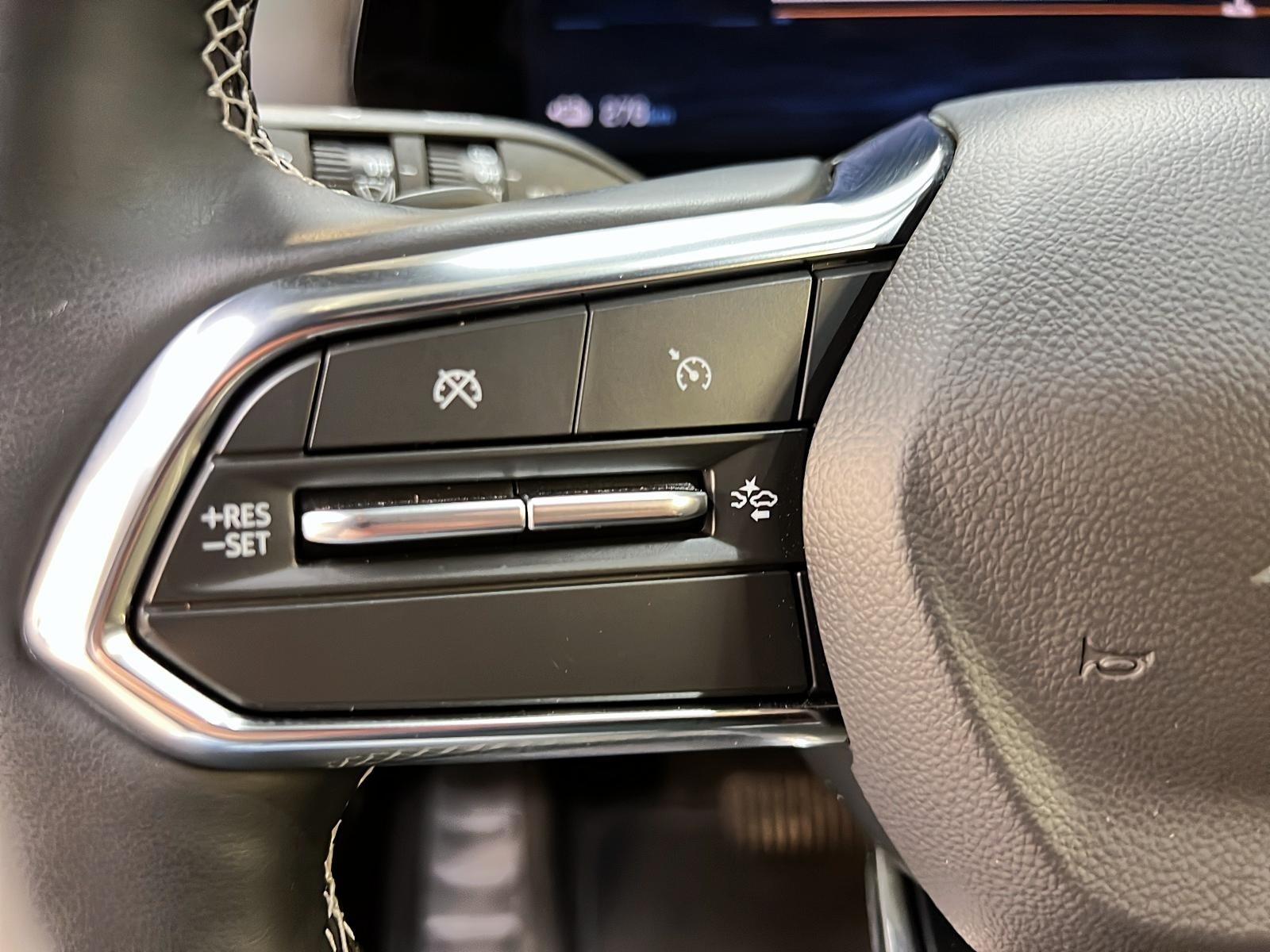 Chevrolet Blazer EV 2LT CUIR NAV 4RM 2025 - image #19