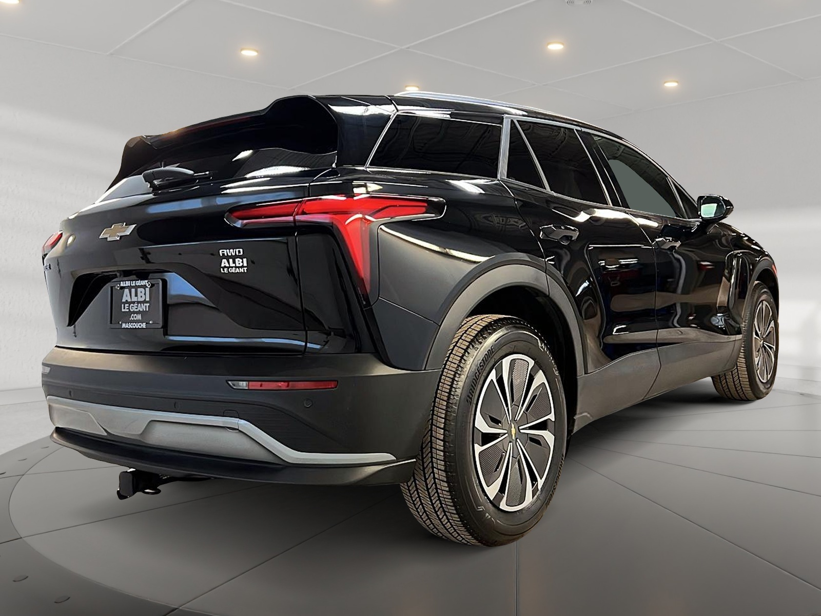 Chevrolet Blazer EV 2LT CUIR NAV 4RM 2025 - image #4