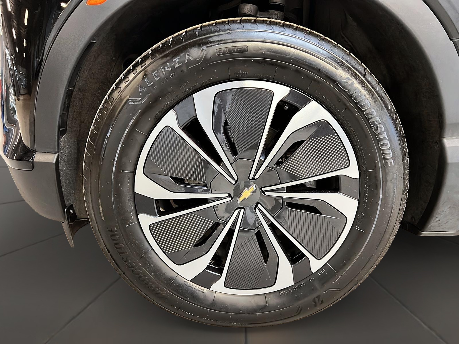 Chevrolet Blazer EV 2LT CUIR NAV 4RM 2025 - image #27