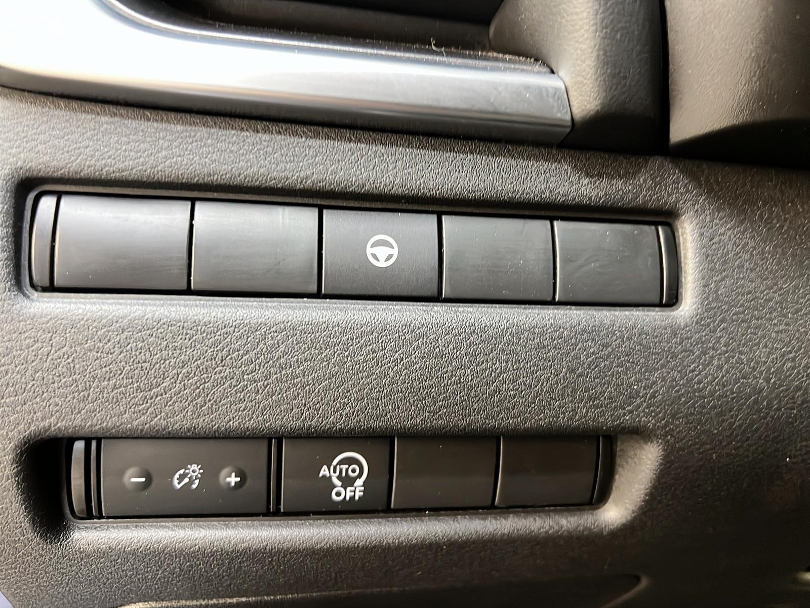 Nissan Rogue 2023 - Image #21