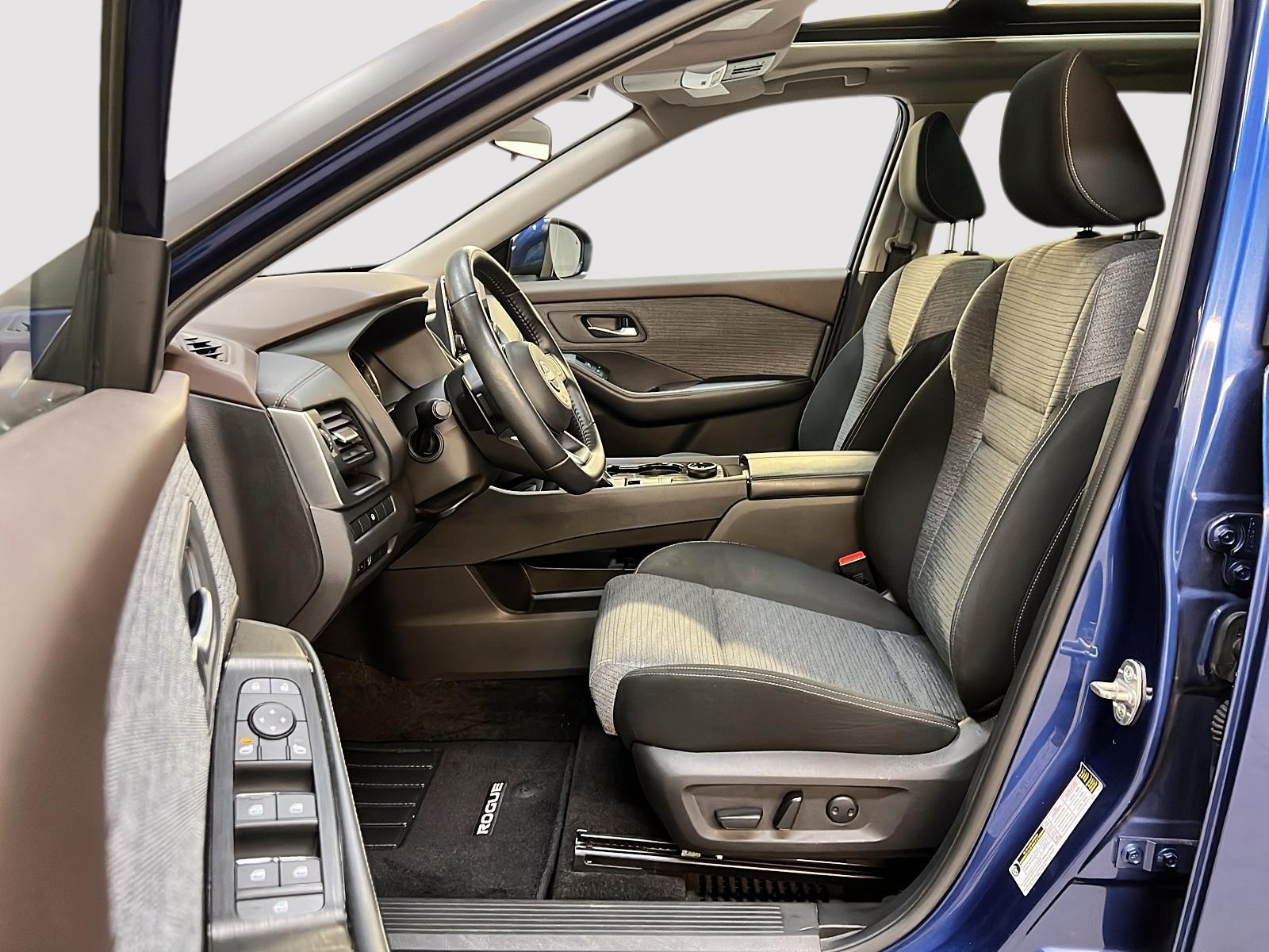 Nissan Rogue 2023 - Image #7