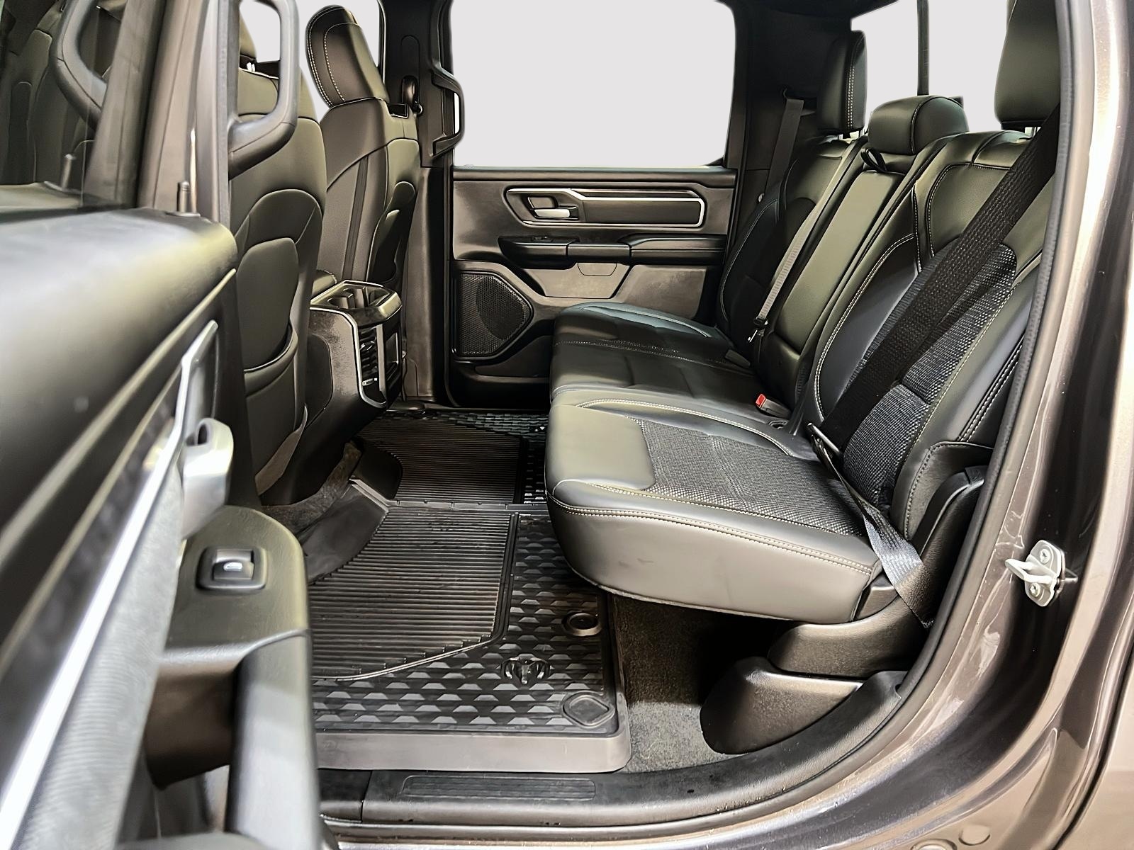 RAM 1500 2023 - Image #9
