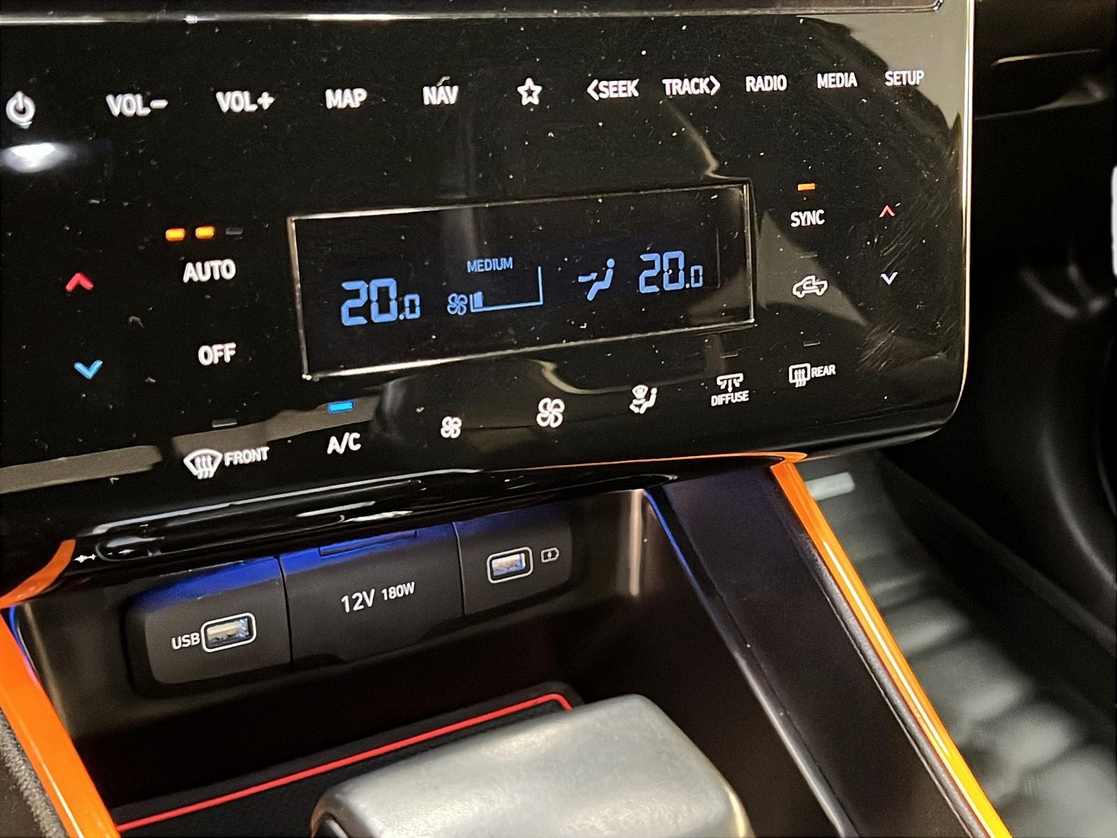 Hyundai SANTA CRUZ PREFERRED TREND CUIR TOIT NAV 4RM 2023 - image #16