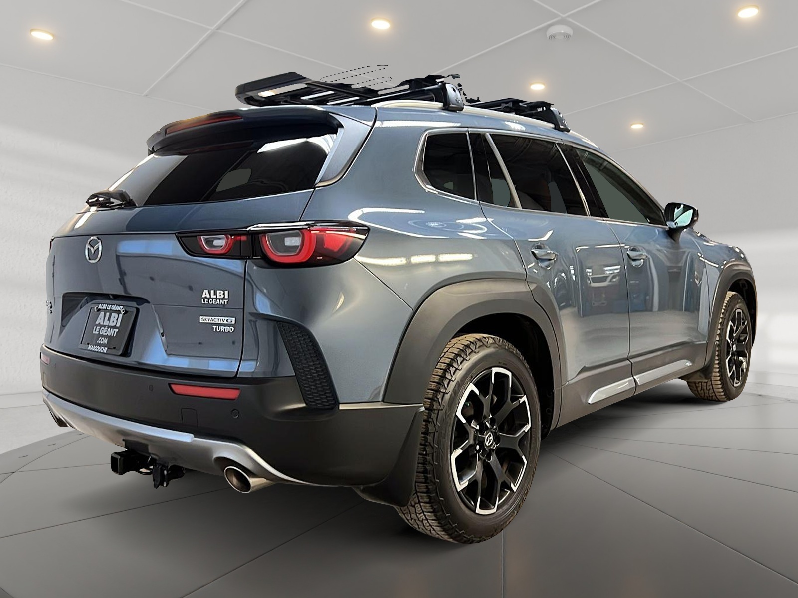 Mazda CX-50 MERIDIAN 2.5T CUIR TOIT PANO NAV 4RM 2024 - image #4