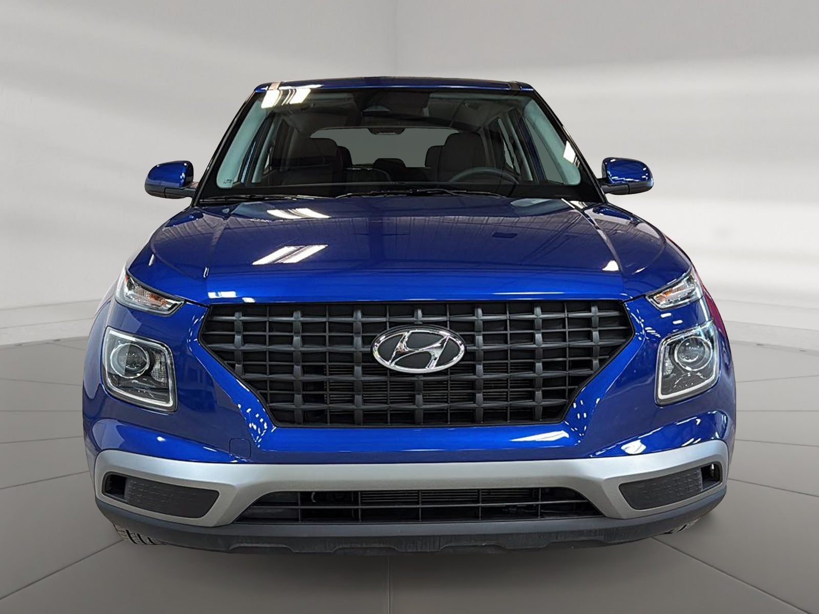 Hyundai Venue ESSENTIAL 2023 - image #2