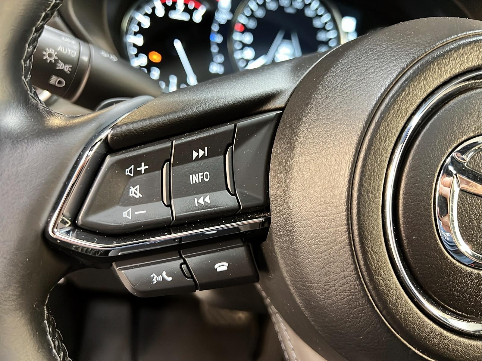 Mazda CX-5 SIGNATURE 2.5T CUIR TOIT NAV 4RM 2024 - image #22