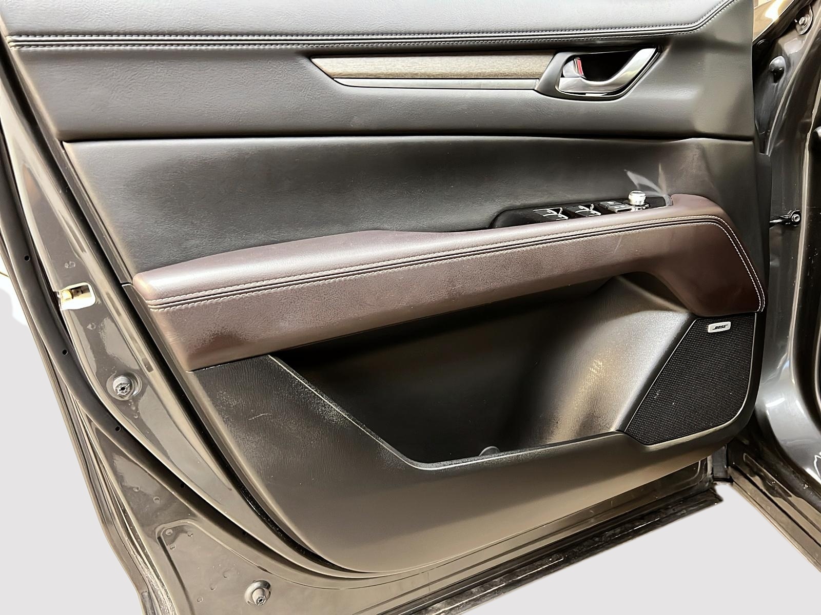 Mazda CX-5 SIGNATURE 2.5T CUIR TOIT NAV 4RM 2024 - image #26