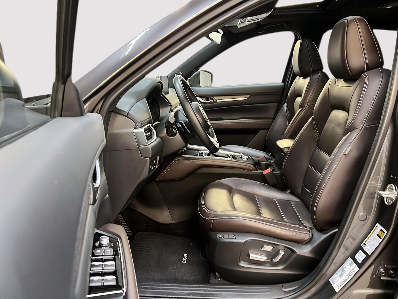 Mazda CX-5 SIGNATURE 2.5T CUIR TOIT NAV 4RM 2024 - image #7