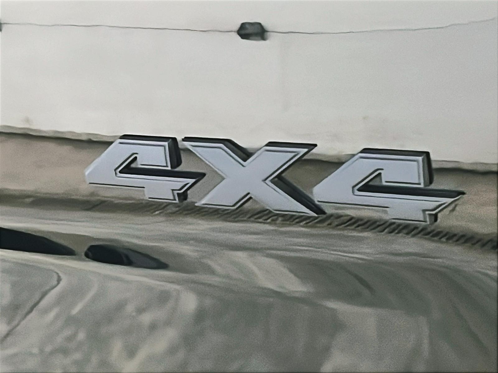 RAM 1500 Classic 2023 - Image #30
