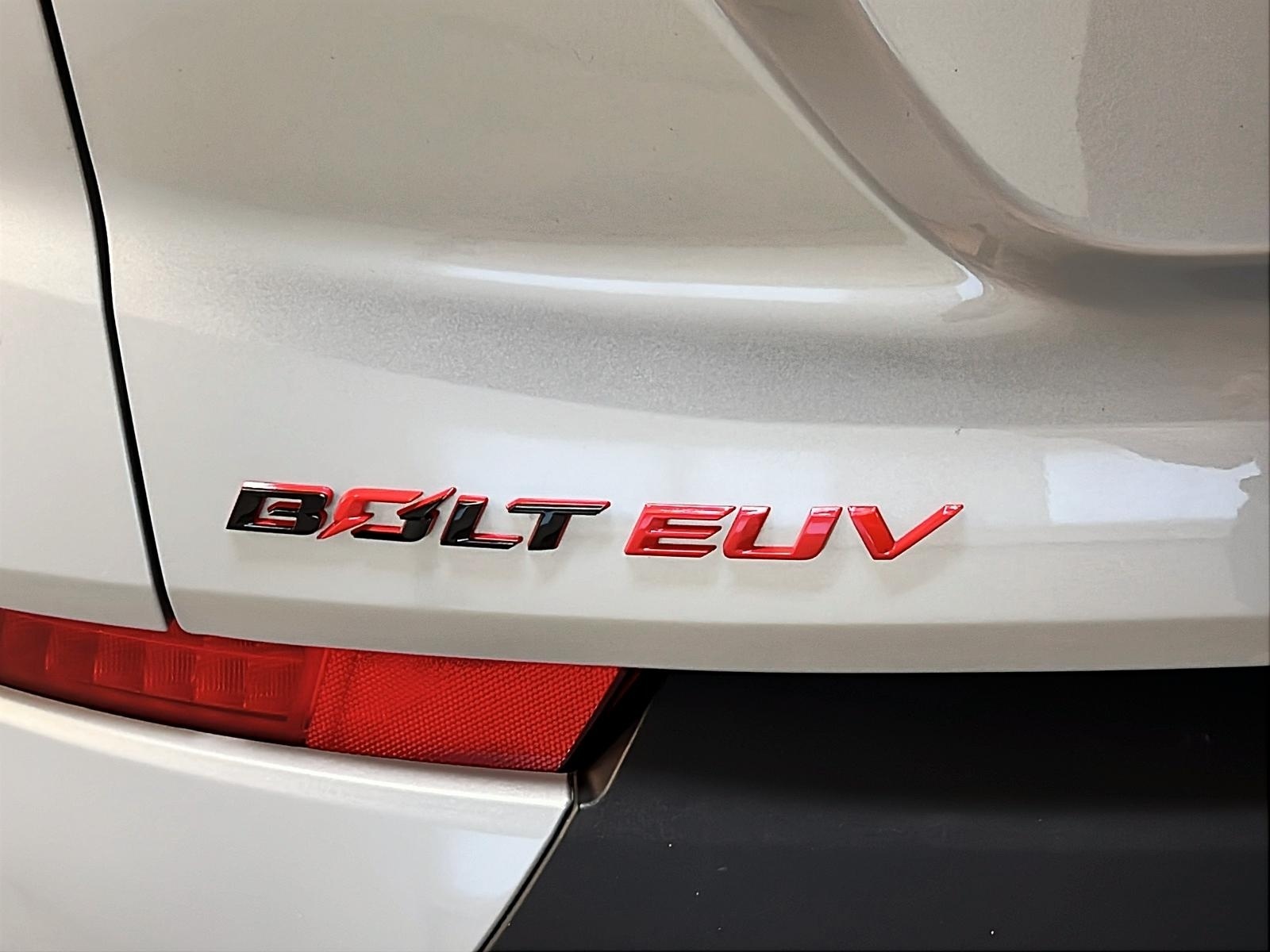 Chevrolet Bolt EUV LT 2023 - image #26