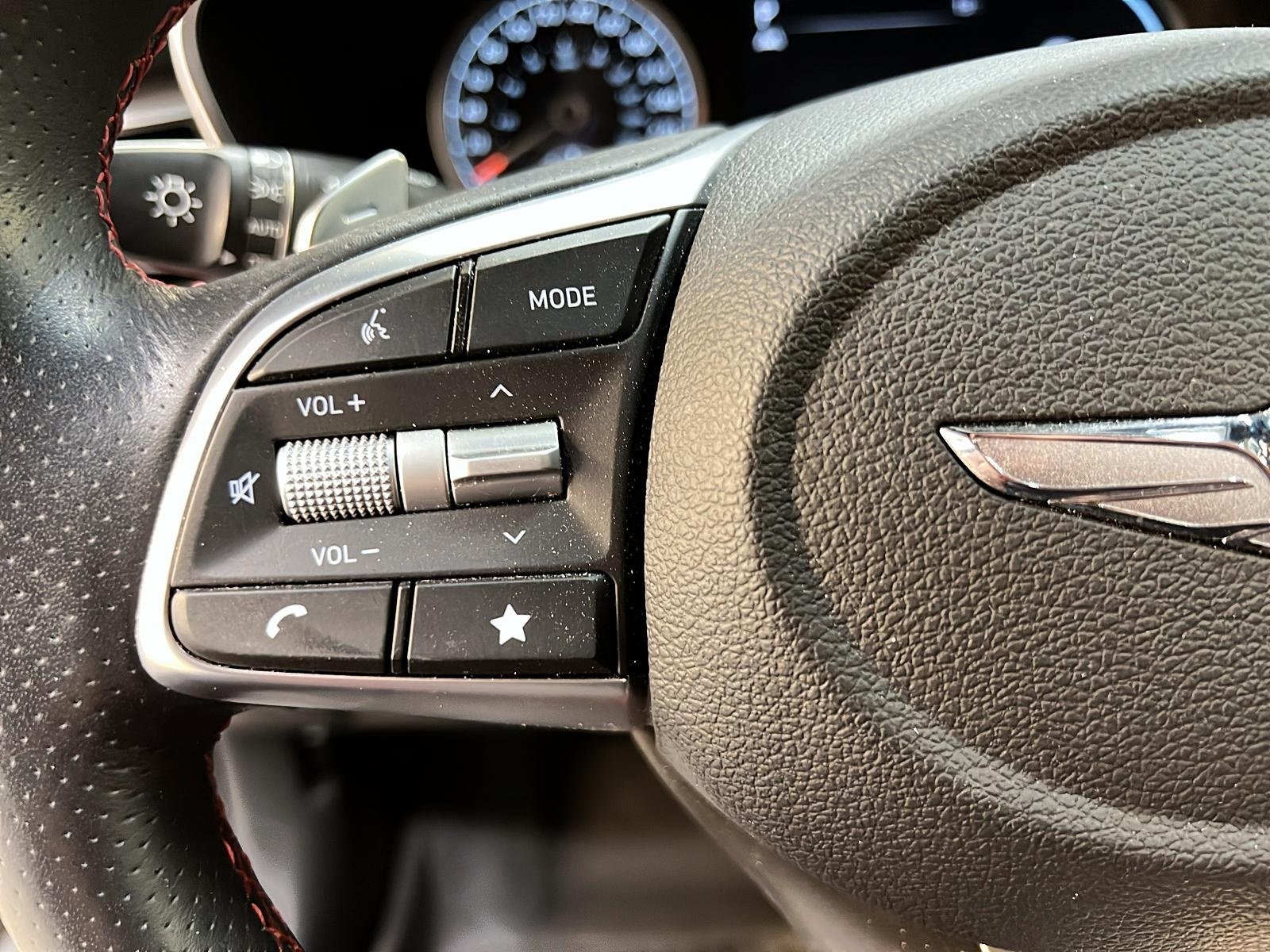 Genesis G70 SPORT 3.3T CUIR TOIT NAV 4RM 2023 - image #22