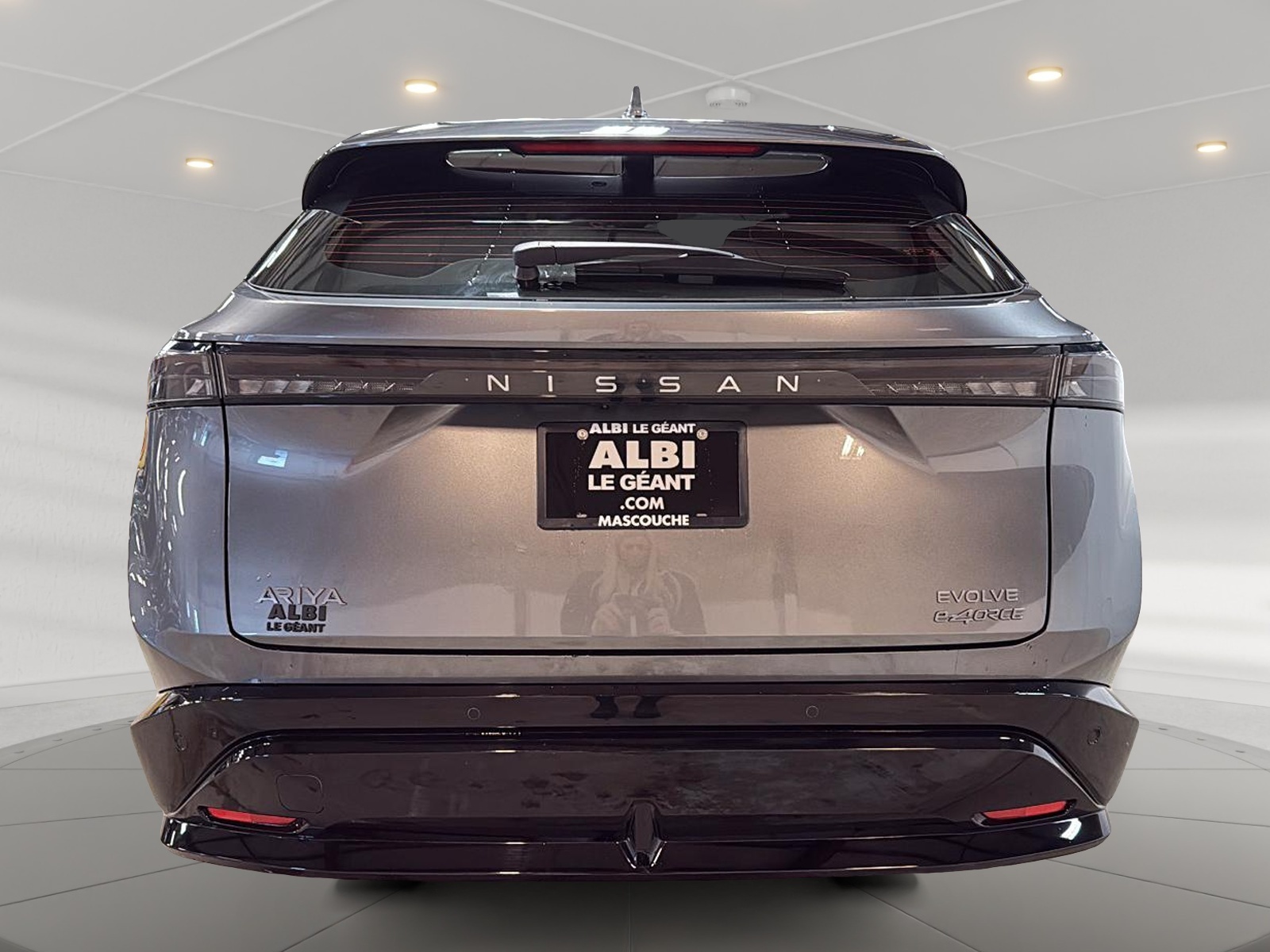 Nissan ARIYA EVOLVE E-4FORCE TOIT PANO NAV 4RM 2023 - image #5