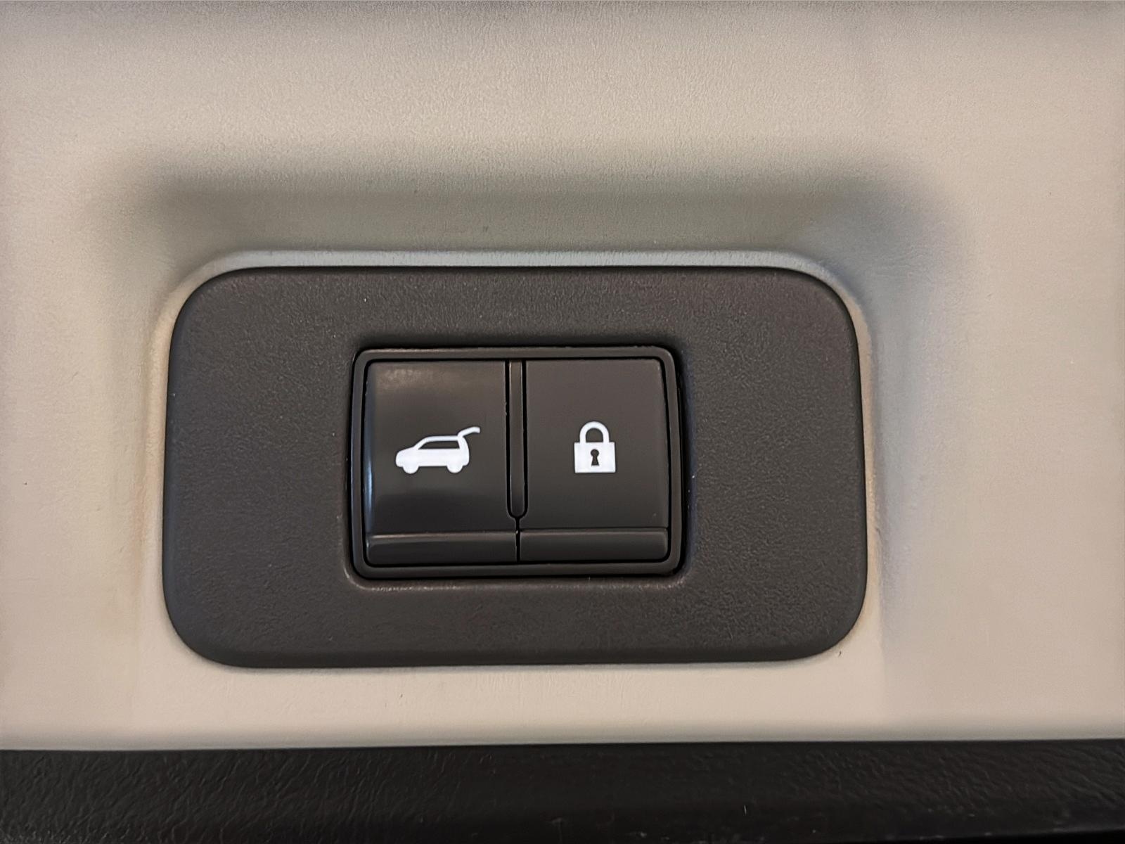 Nissan ARIYA EVOLVE E-4FORCE TOIT PANO NAV 4RM 2023 - image #15