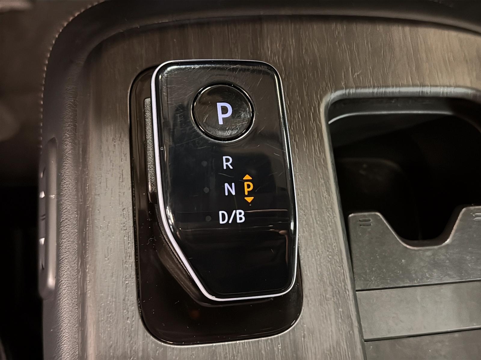 Nissan ARIYA EVOLVE E-4FORCE TOIT PANO NAV 4RM 2023 - image #16