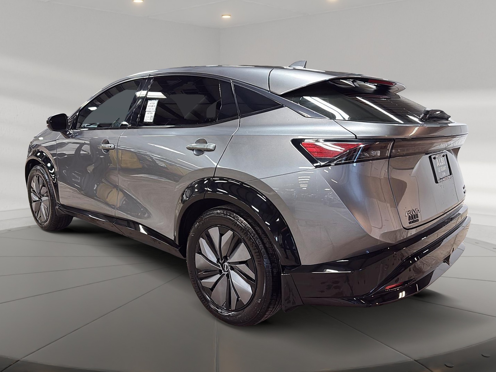 Nissan ARIYA EVOLVE E-4FORCE TOIT PANO NAV 4RM 2023 - image #6