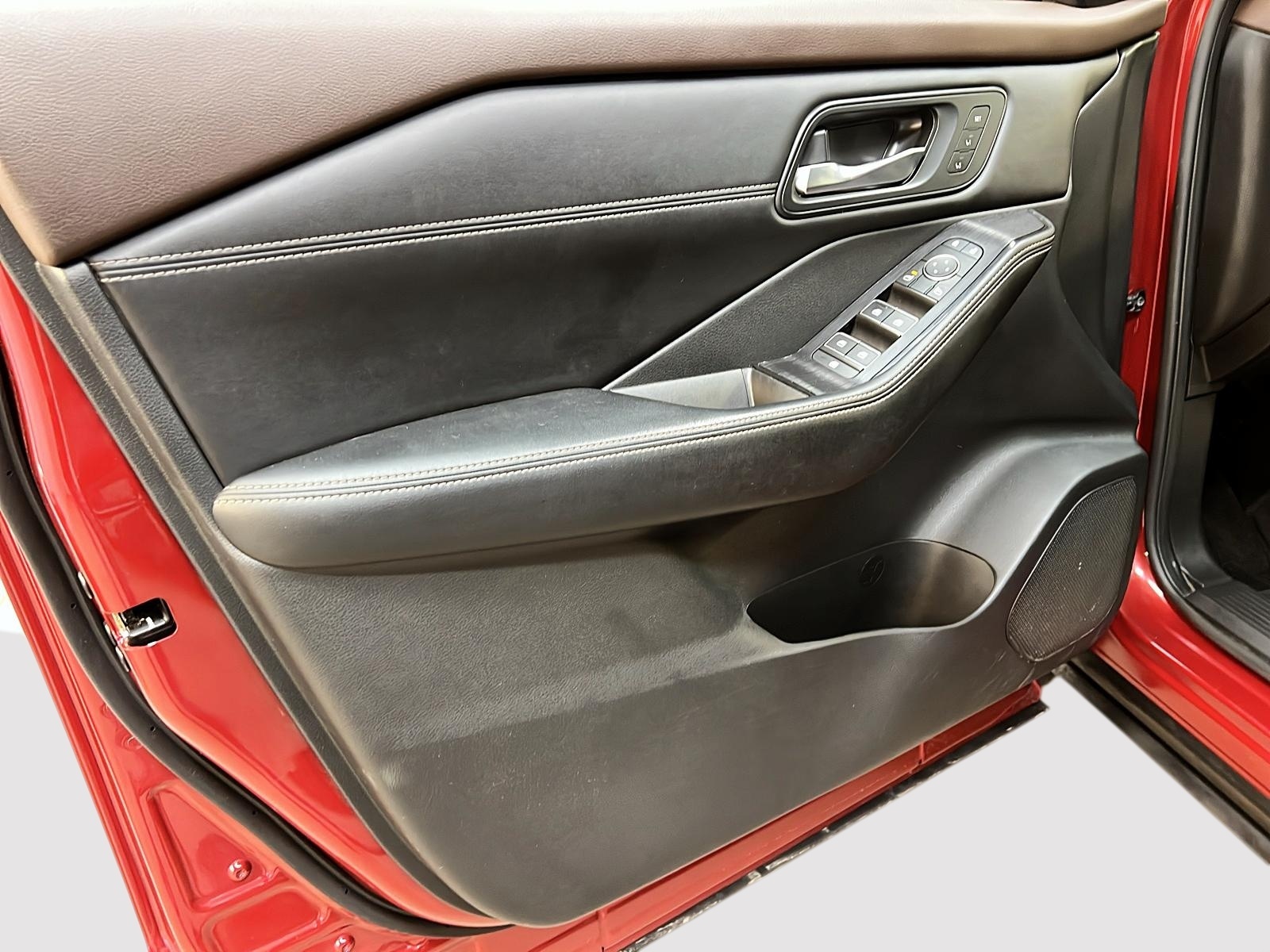 Nissan Rogue SL CUIR TOIT NAV 4RM 2023 - image #26