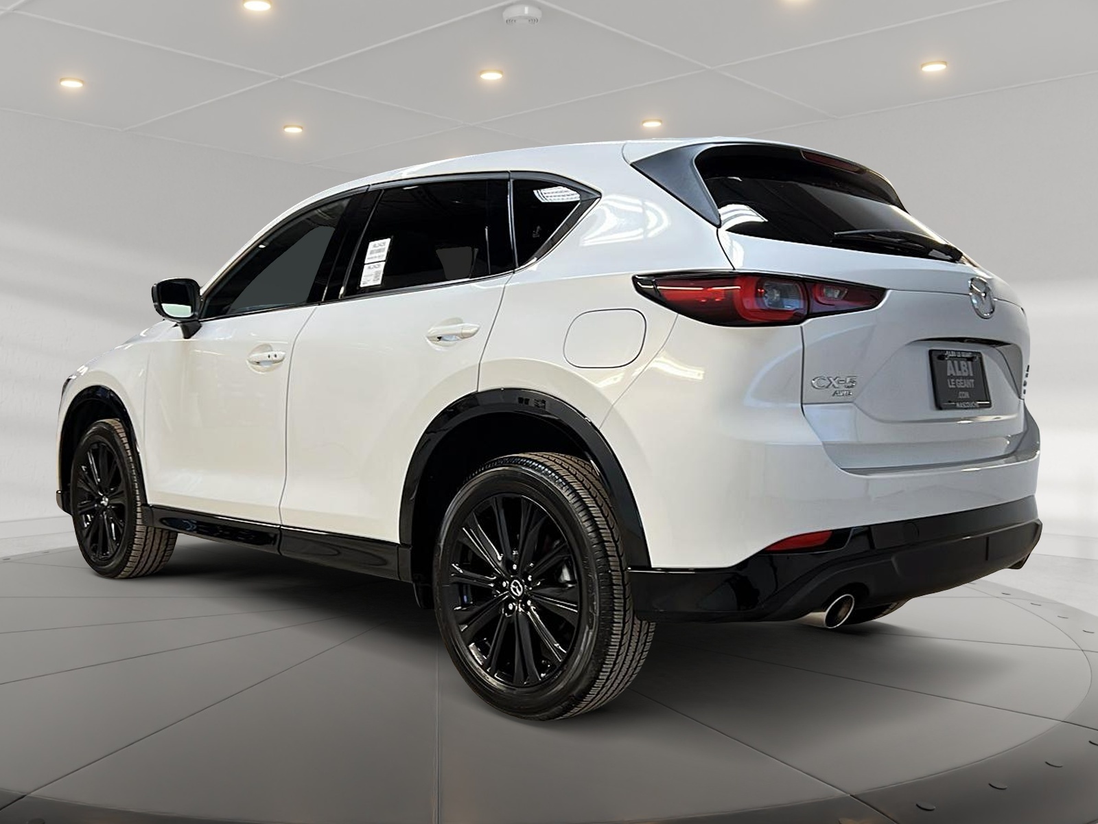 Mazda CX-5 GT SPORT DESIGN 2.5T CUIR TOIT NAV 4RM 2024 - image #6