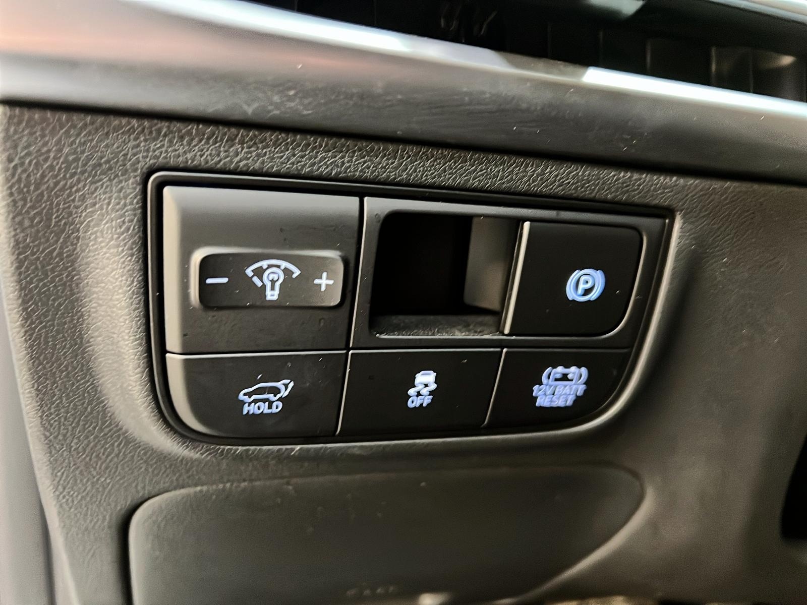 Hyundai Tucson ULTIMATE HYBRIDE CUIR TOIT PANO NAV 4RM 2025 - image #23