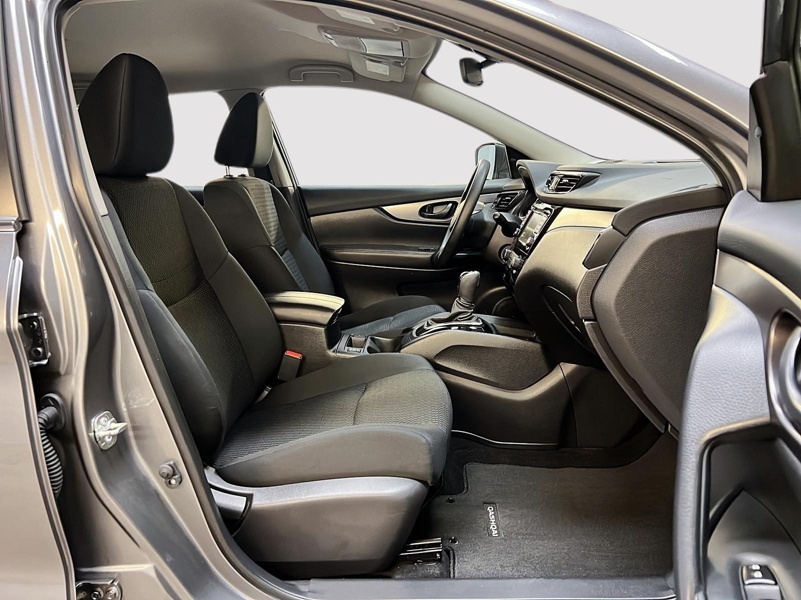 Nissan Qashqai 2023 - Image #8