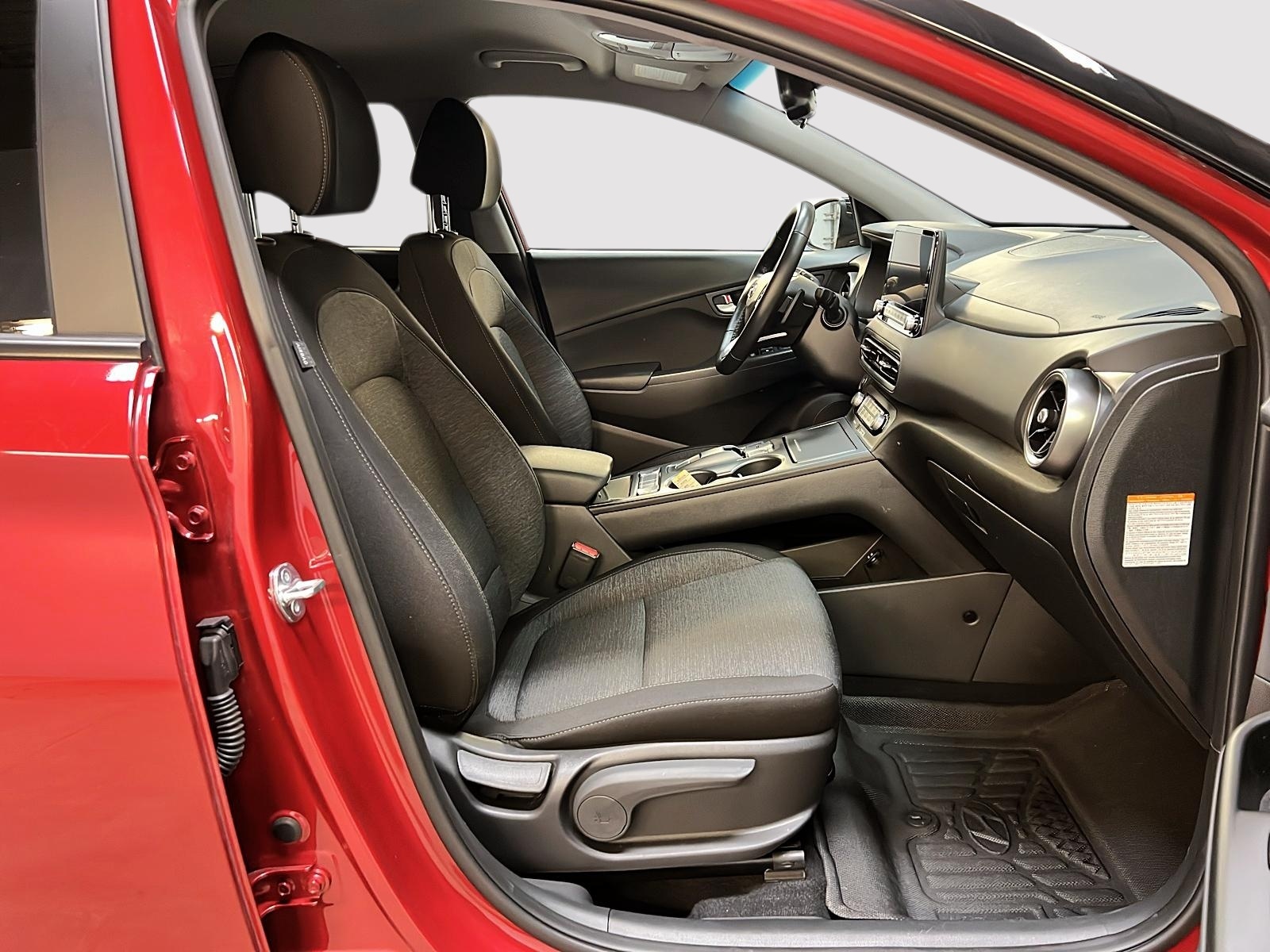 Hyundai Kona EV 2023 - Image #8