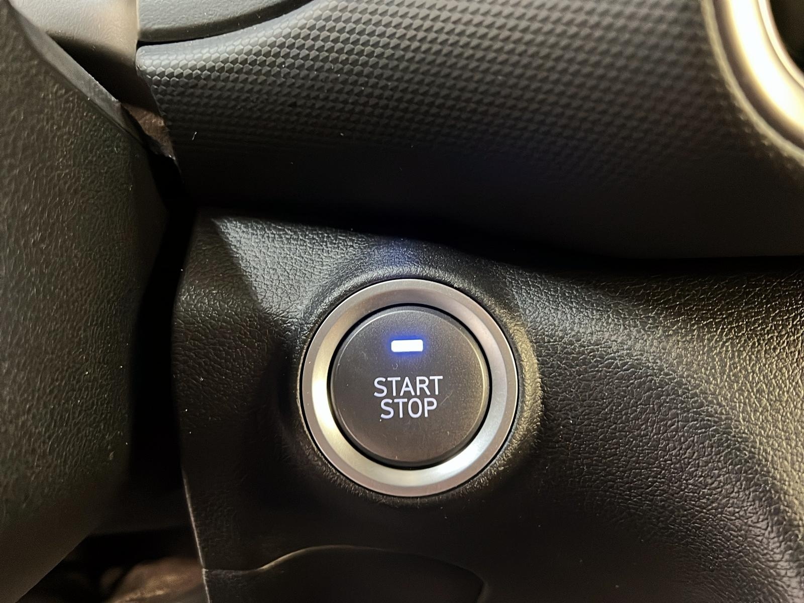 Hyundai Kona EV PREFERRED NAV 2023 - image #18