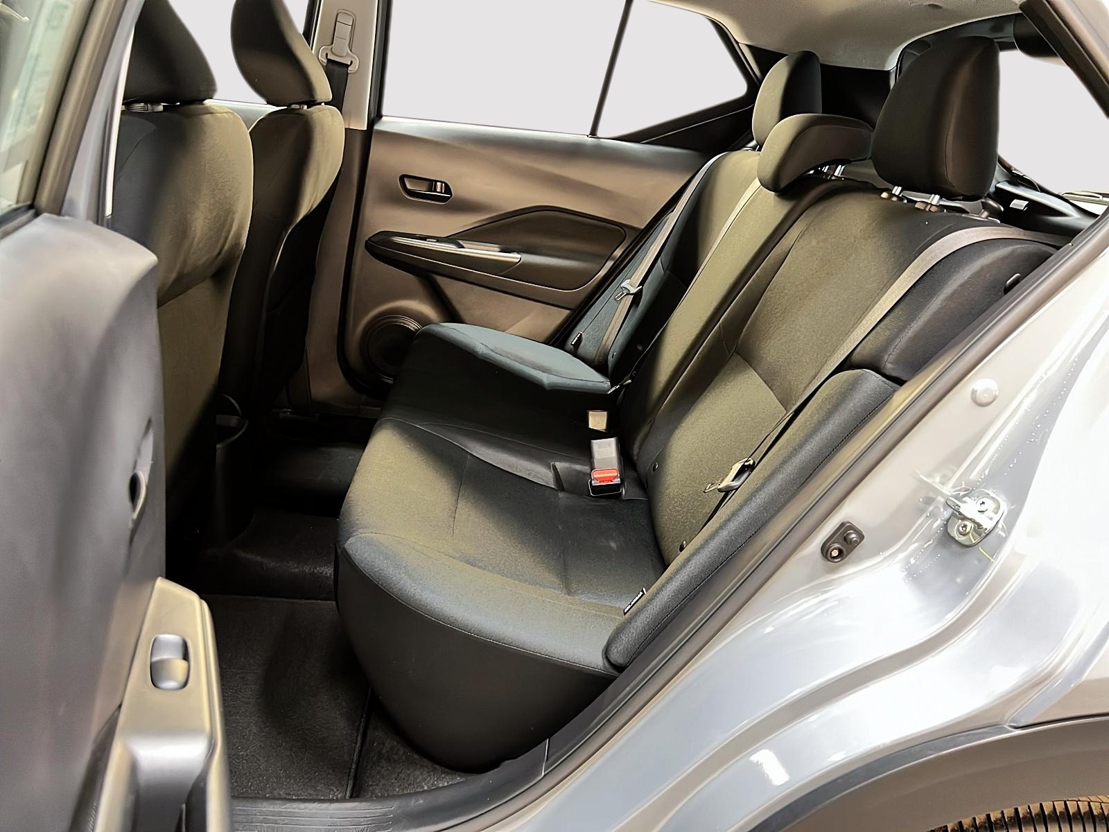 Nissan Kicks S 2024 - image #9