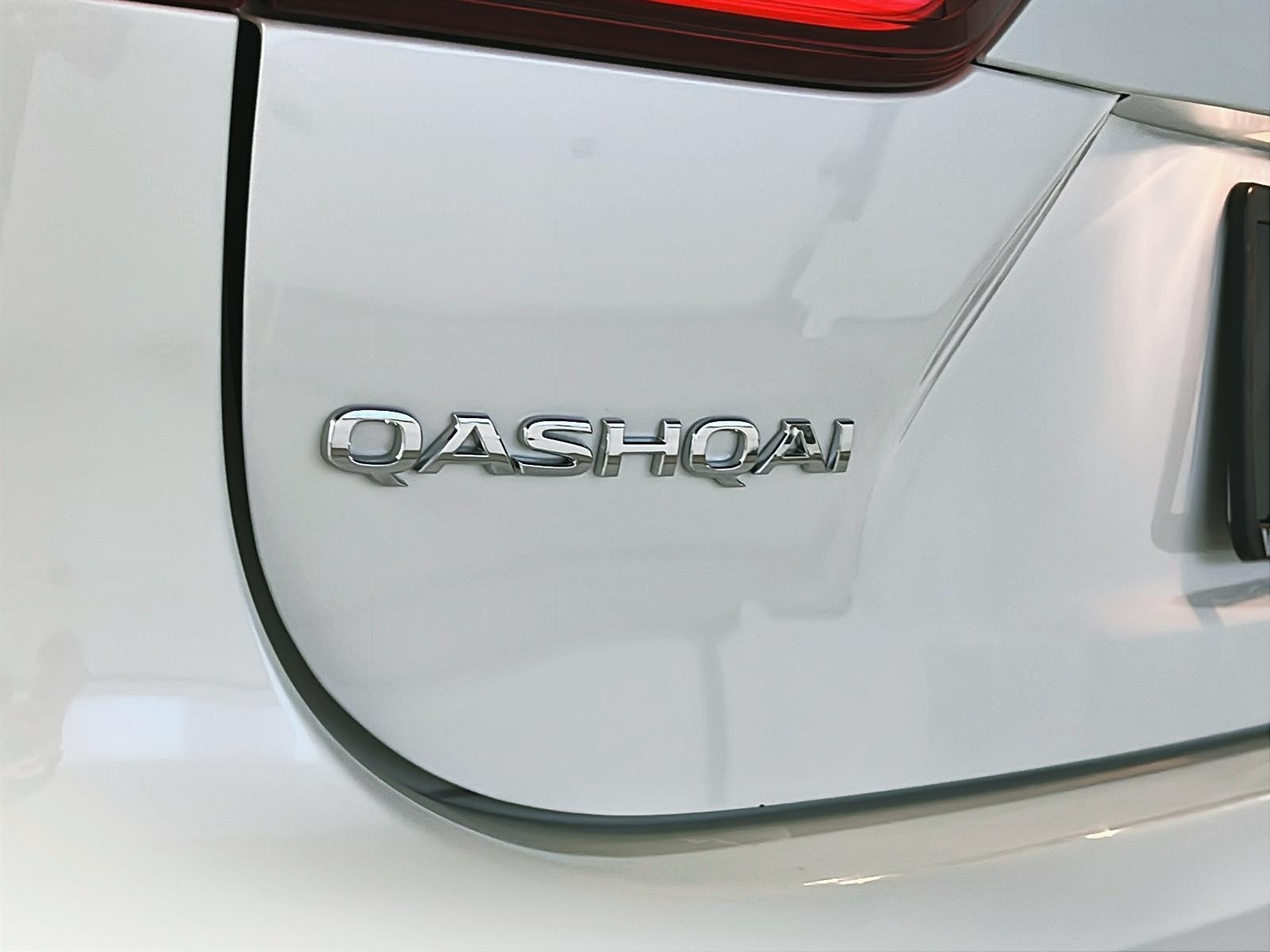 Nissan Qashqai SV TOIT 4RM 2023 - image #26