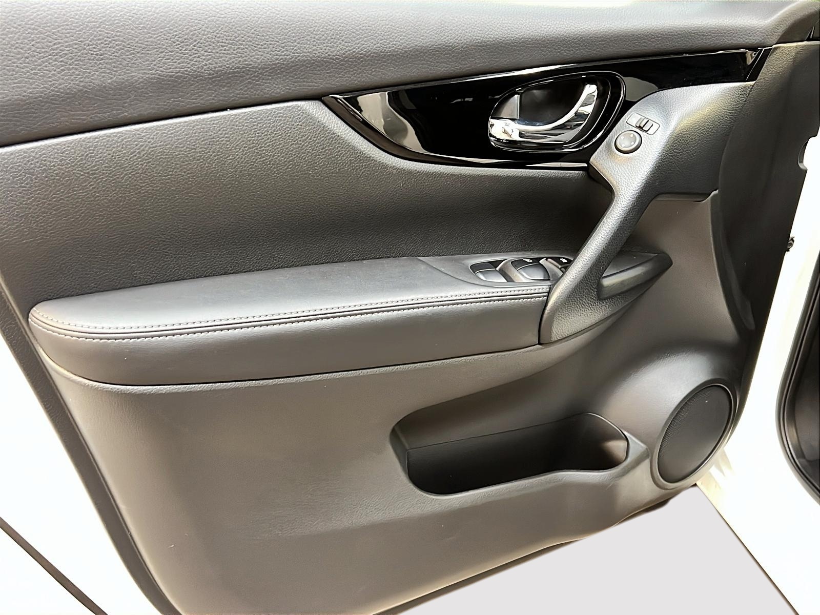 Nissan Qashqai 2023 - Image #24