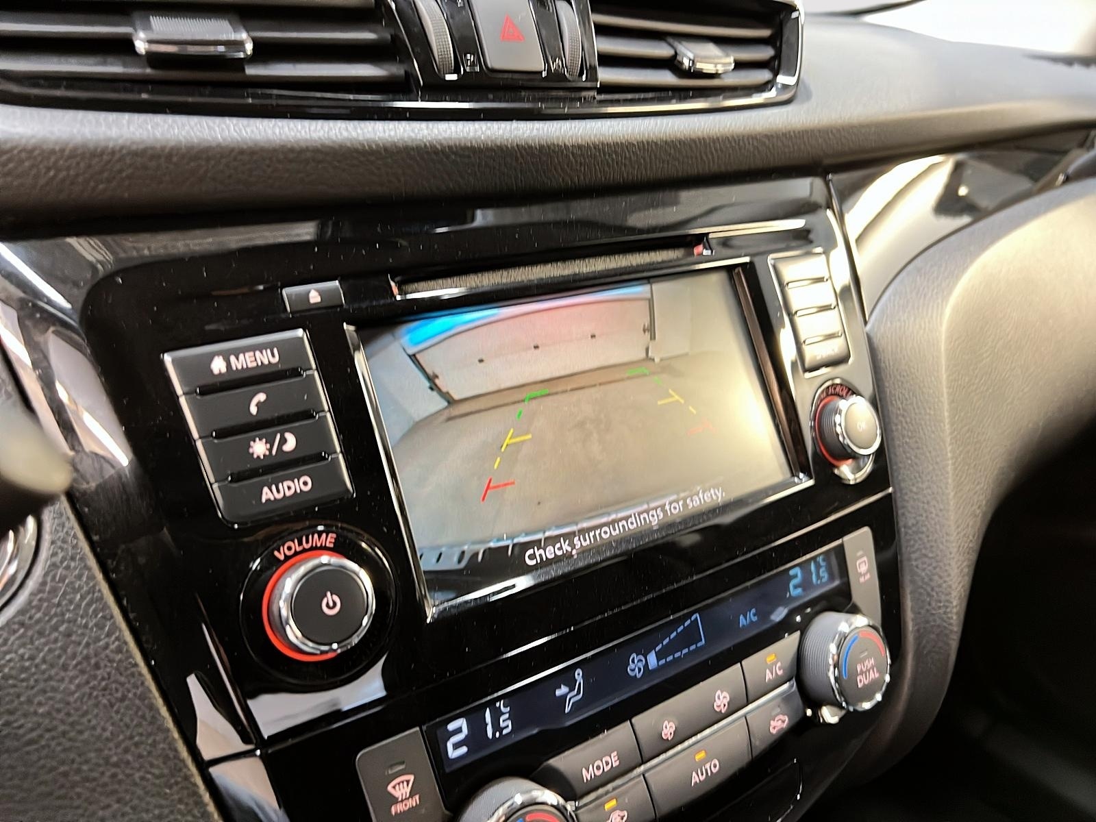 Nissan Qashqai SV TOIT 4RM 2023 - image #18