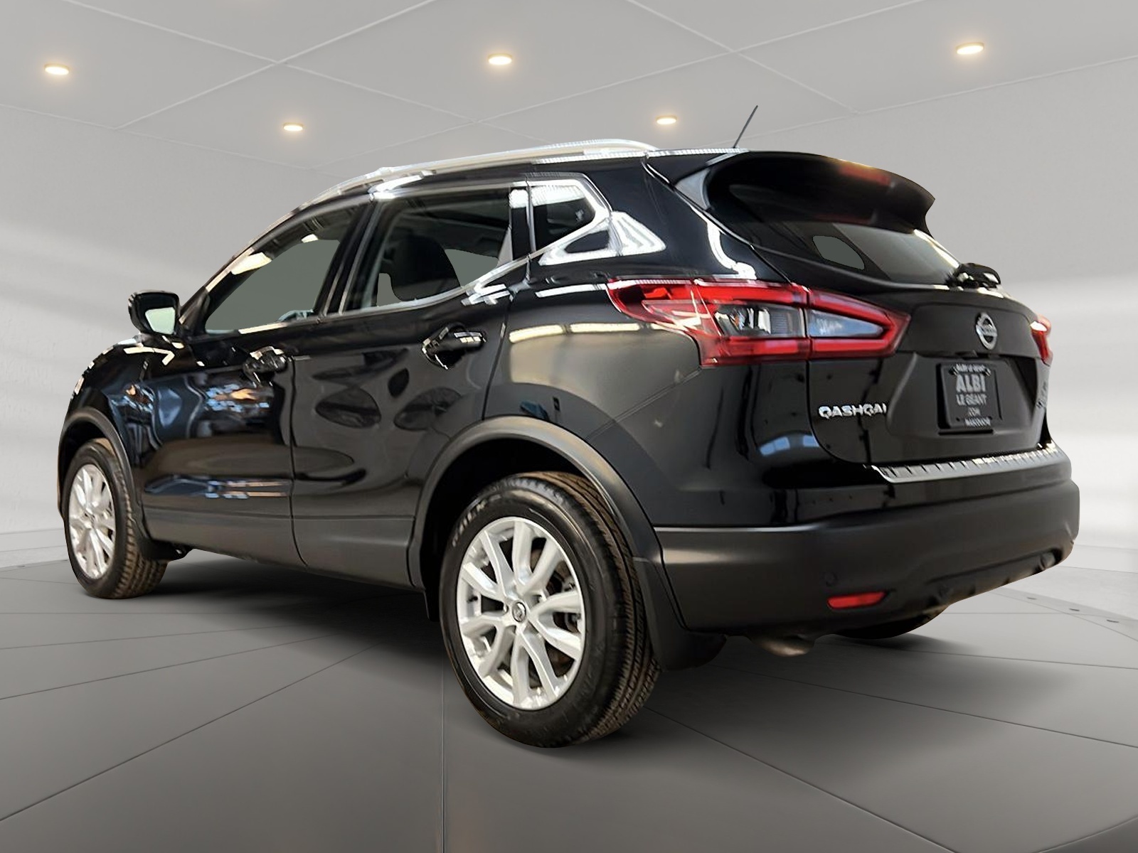 Nissan Qashqai SV TOIT 4RM 2023 - image #6