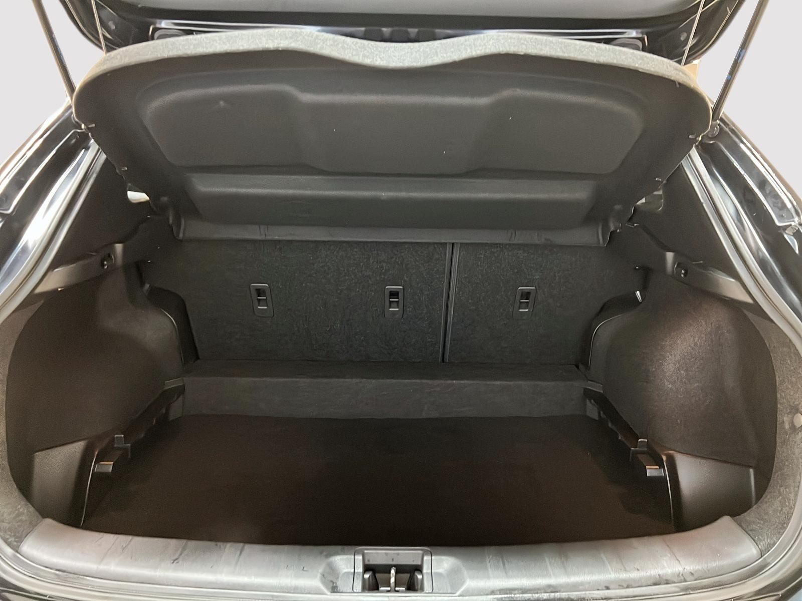 Nissan Qashqai SV TOIT 4RM 2023 - image #13