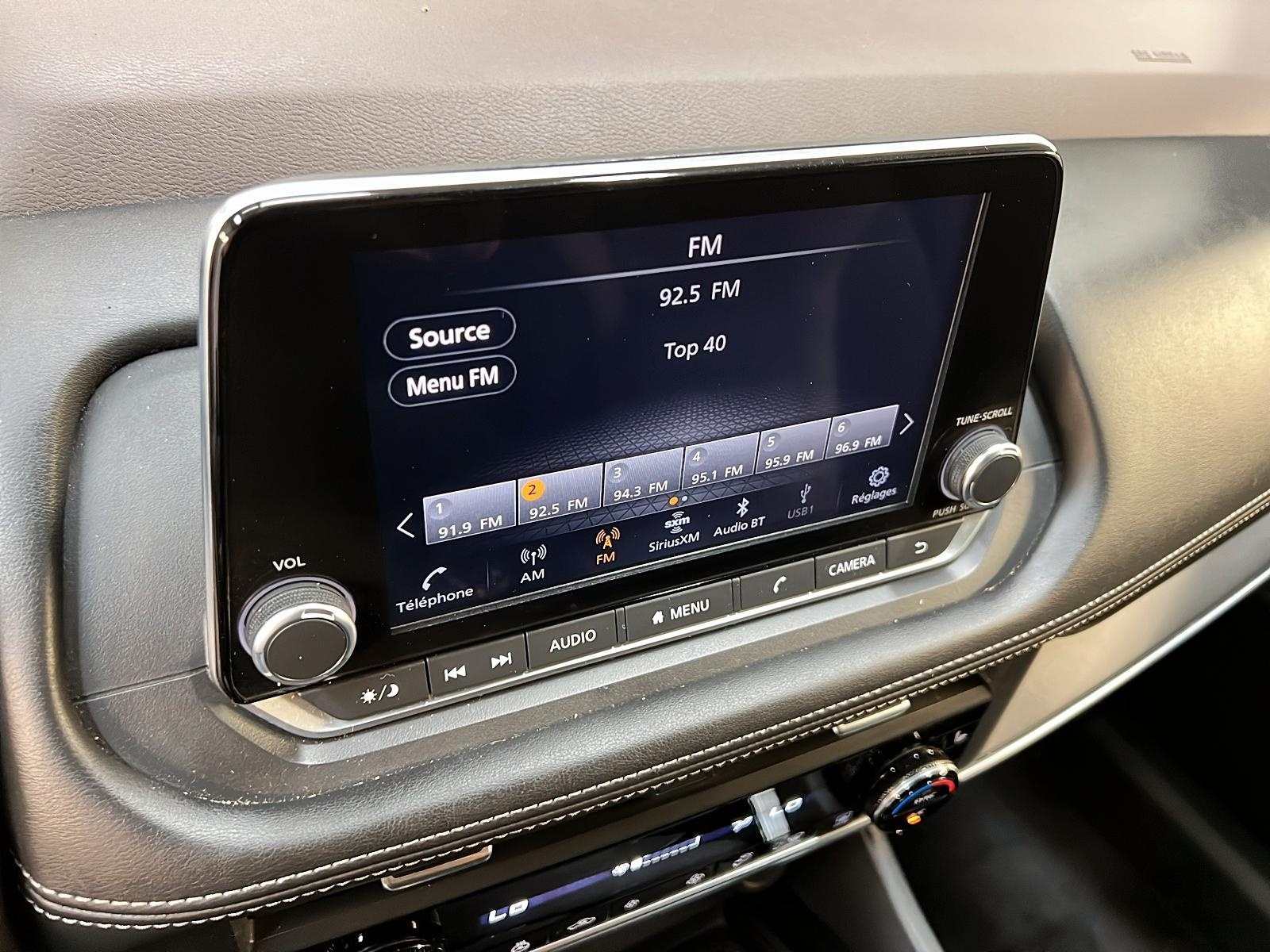 Nissan Rogue SV TOIT PANO 4RM 2023 - image #16