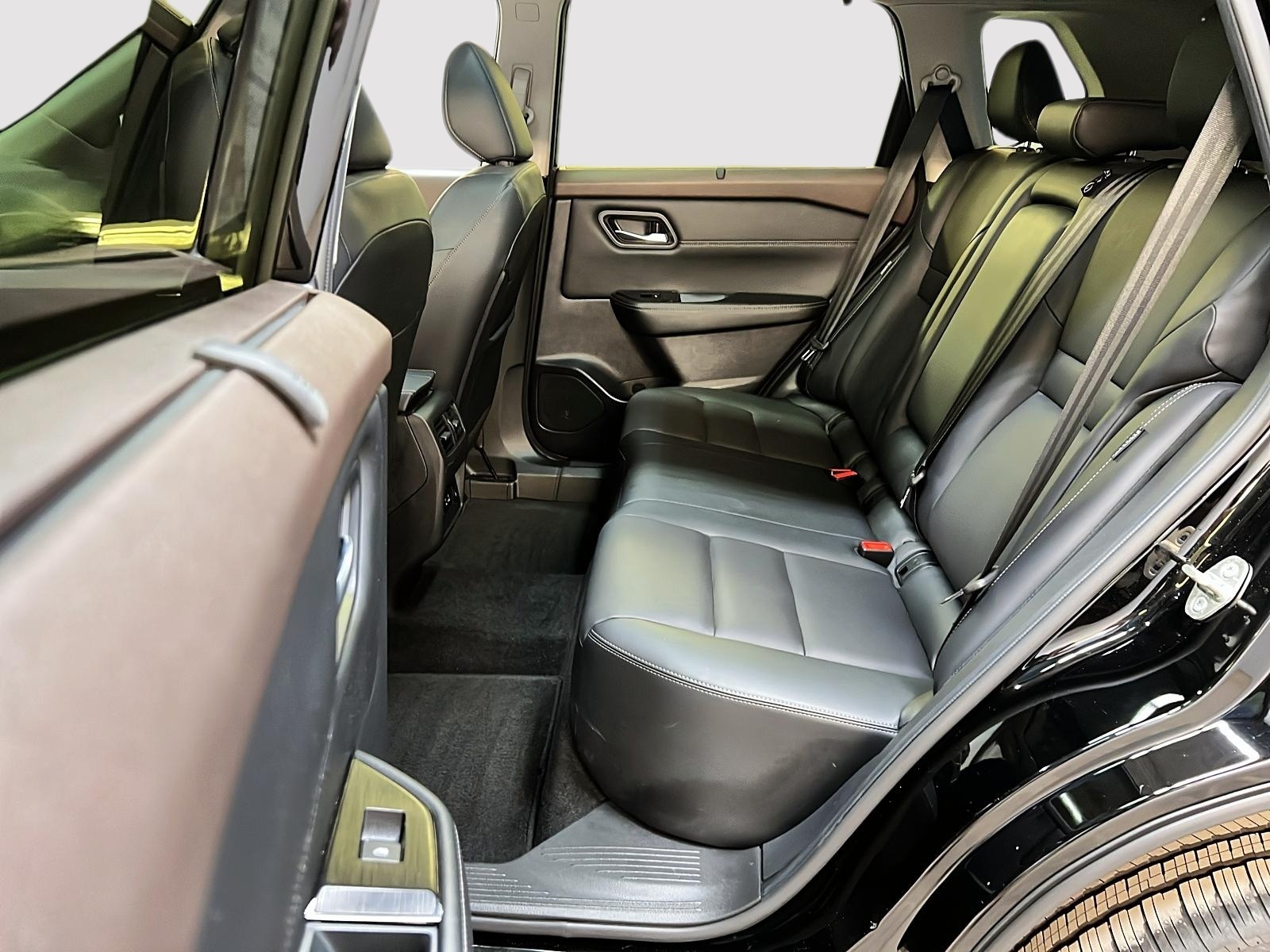 Nissan Rogue 2023 - Image #9