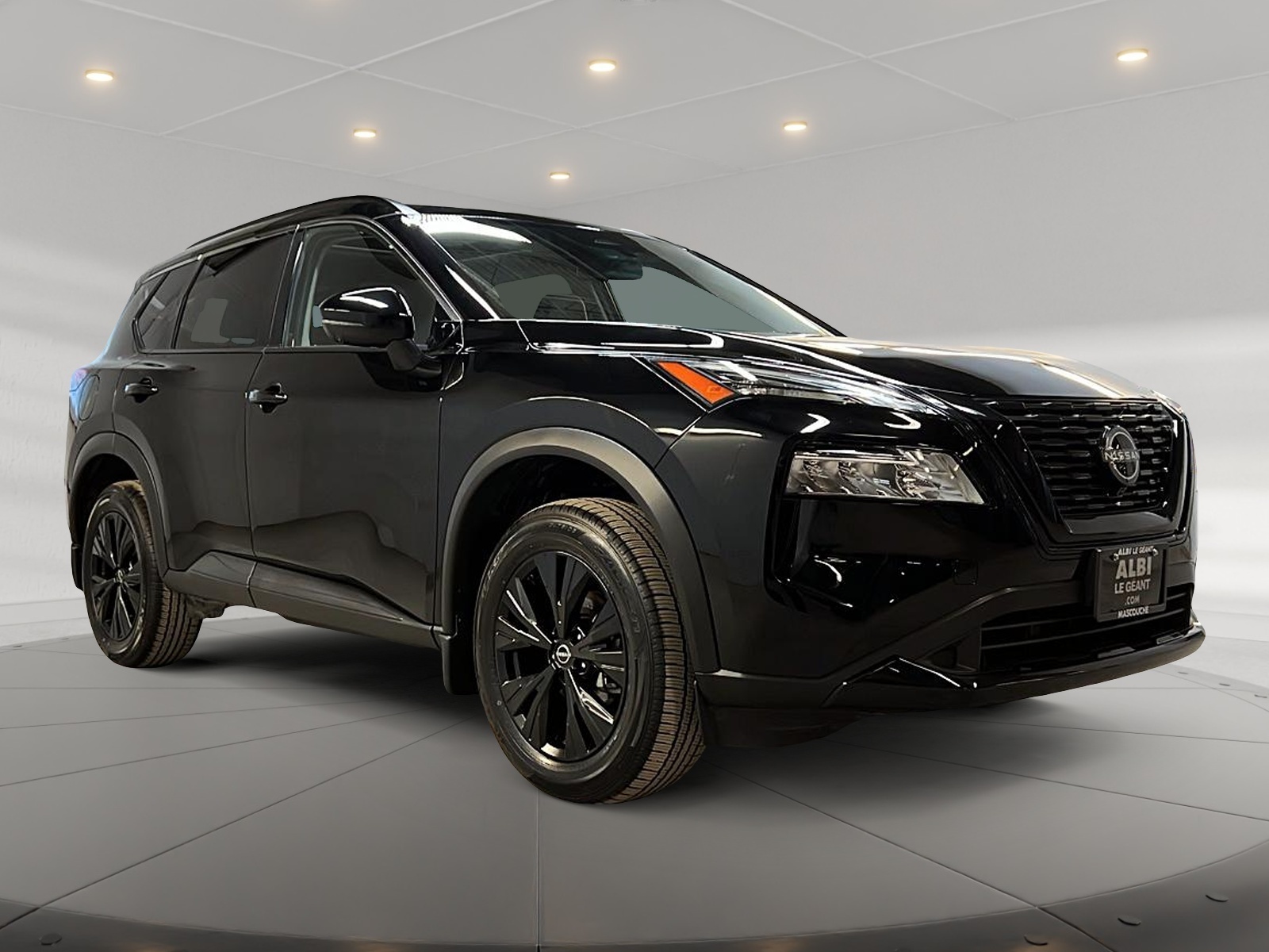 Nissan Rogue 2023 - Image #3