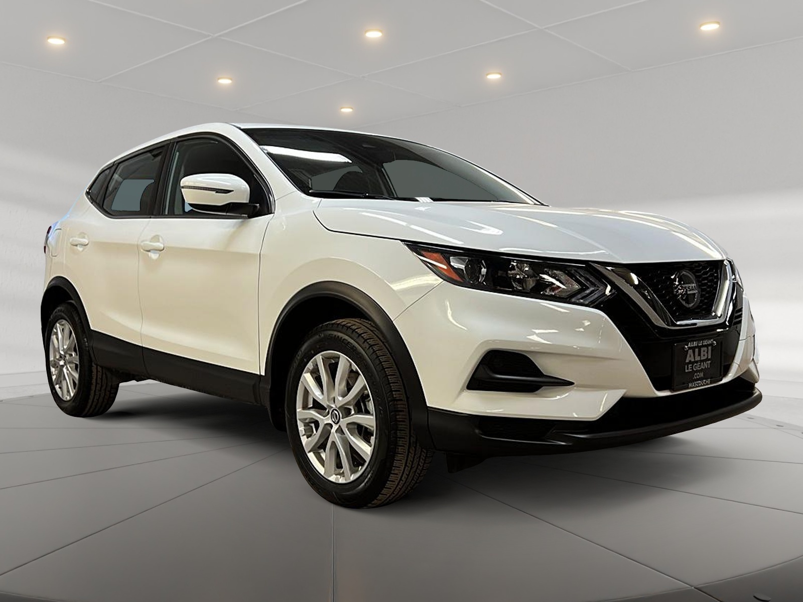 Nissan Qashqai S 4RM 2023 - image #3