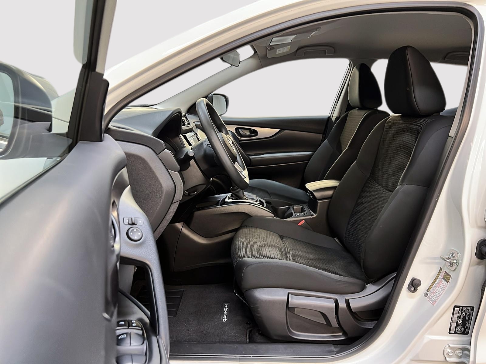 Nissan Qashqai S 4RM 2023 - image #7