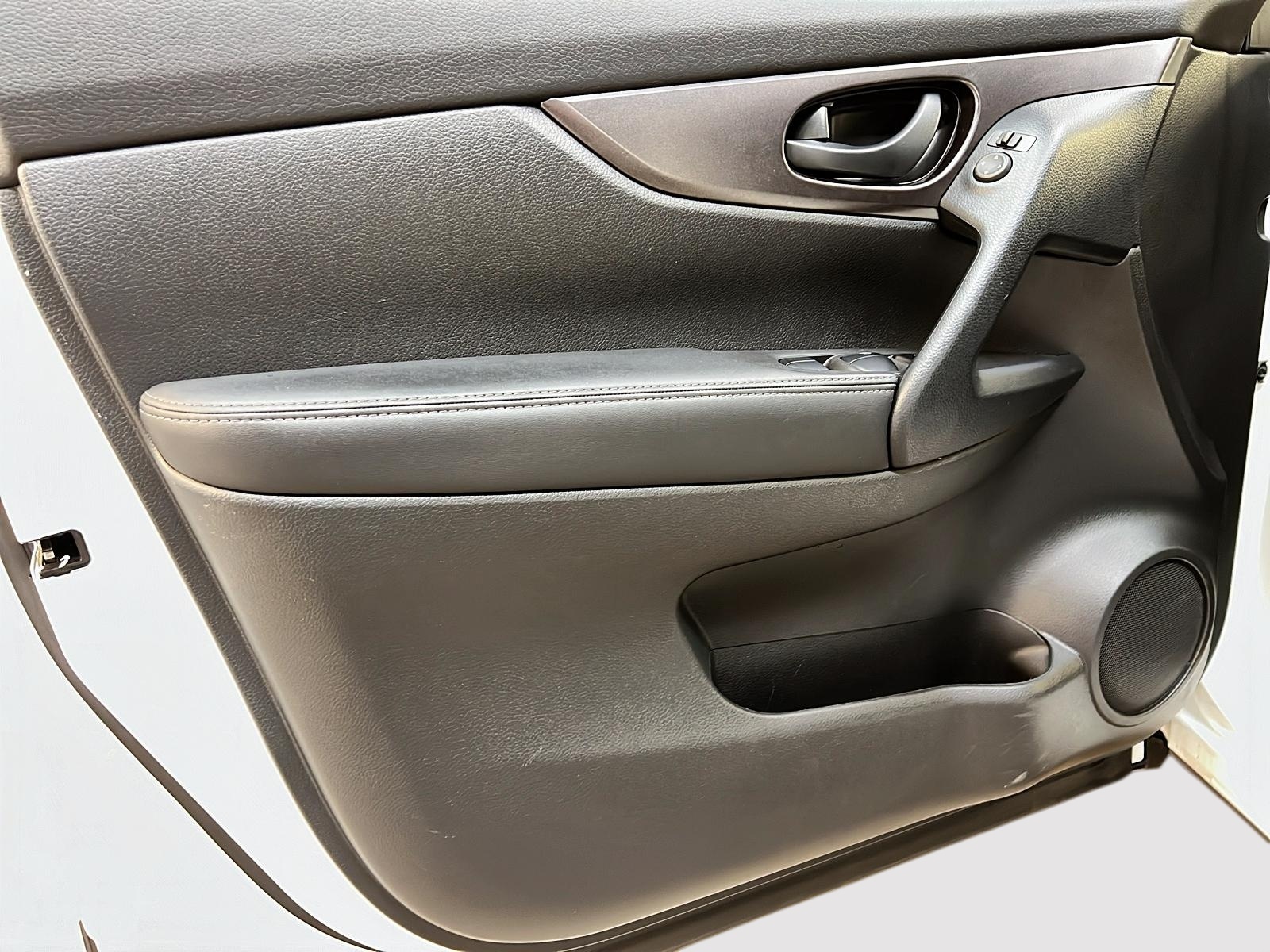 Nissan Qashqai S 4RM 2023 - image #22