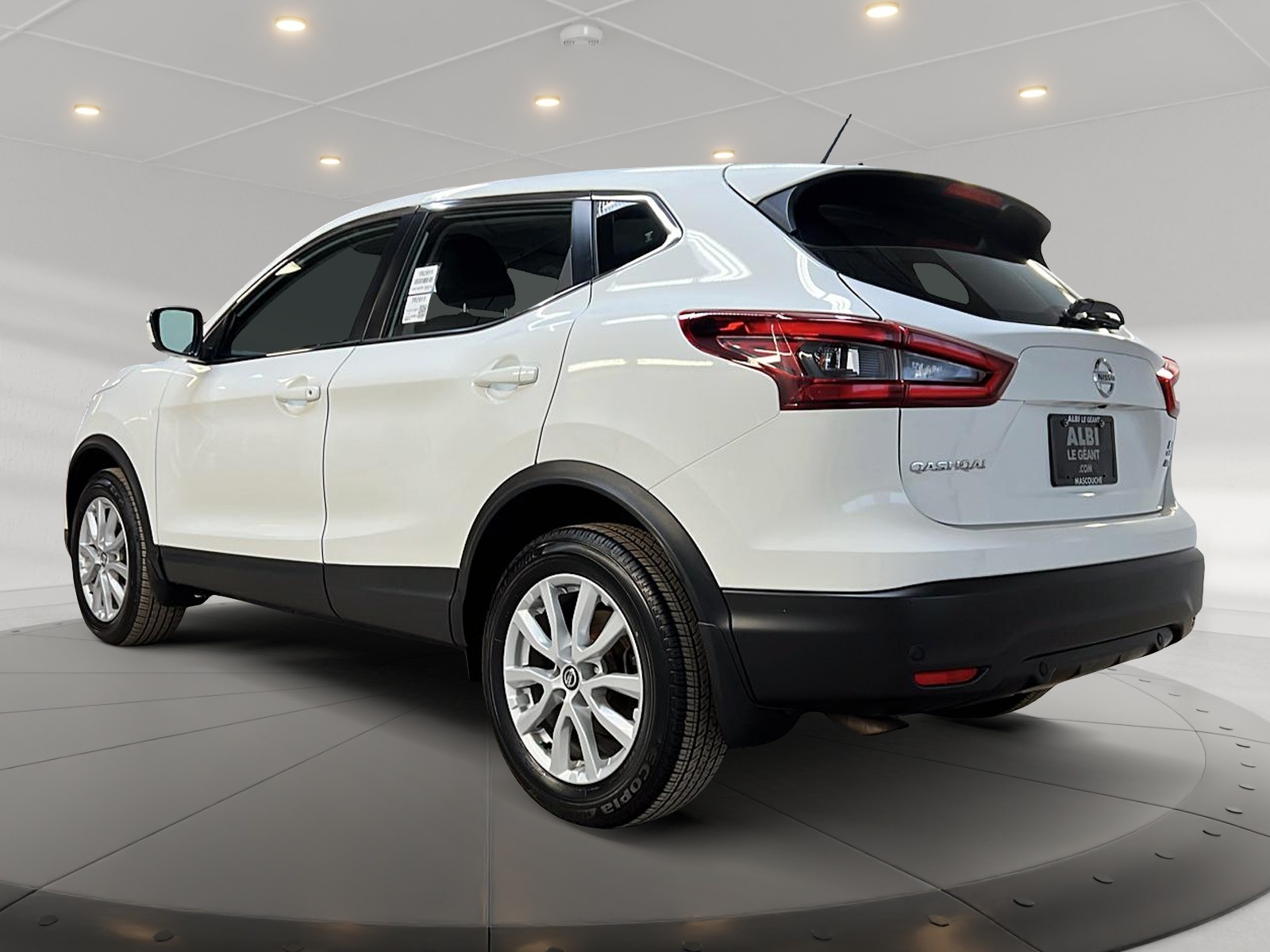 Nissan Qashqai S 4RM 2023 - image #6