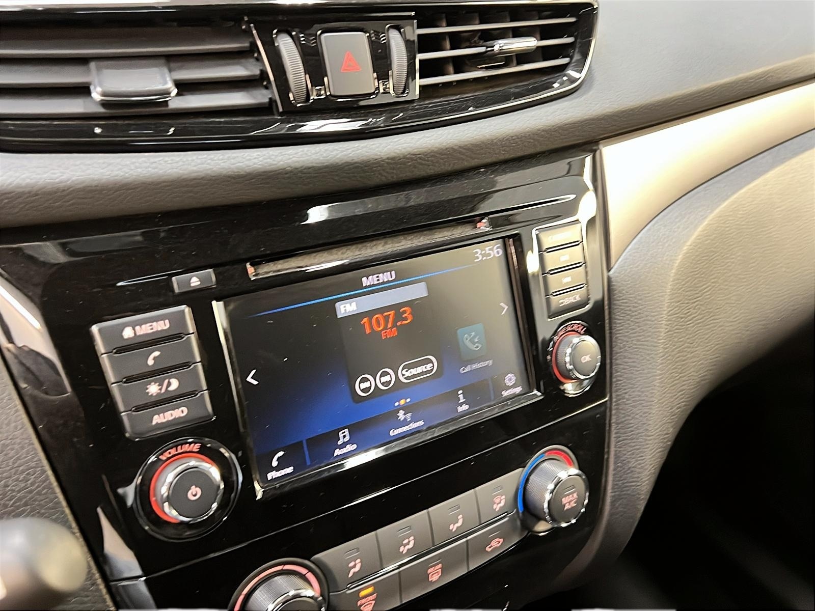 Nissan Qashqai S 4RM 2023 - image #15