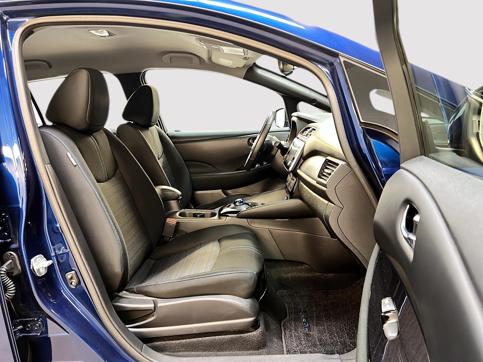 Nissan Leaf 2023 - Image #8