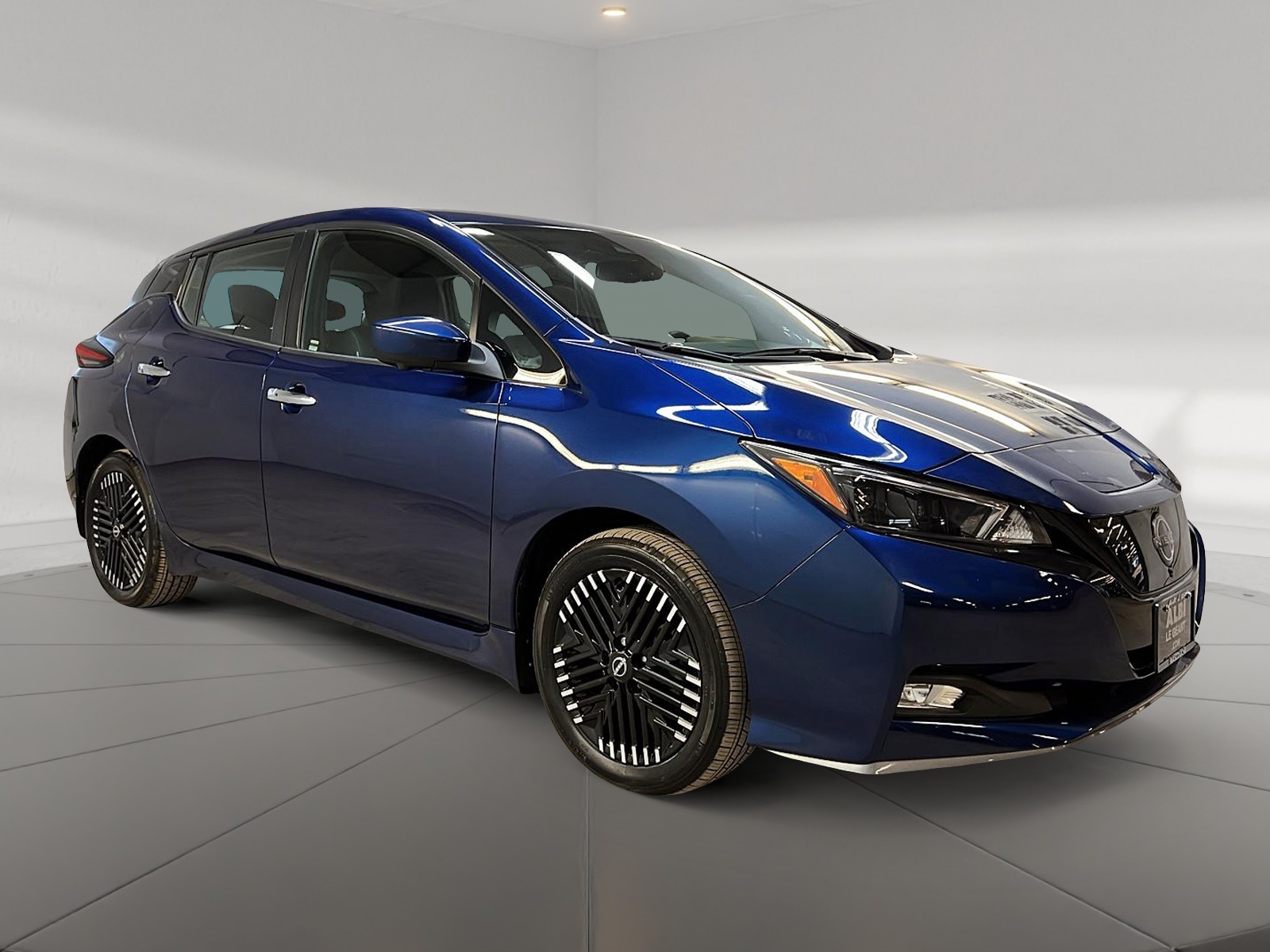 Nissan Leaf 2023 - Image #3