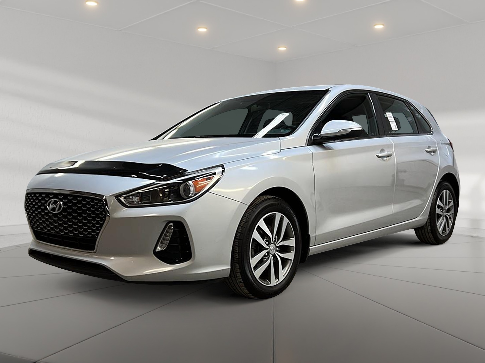 Hyundai Elantra GT 2018 - Image #1