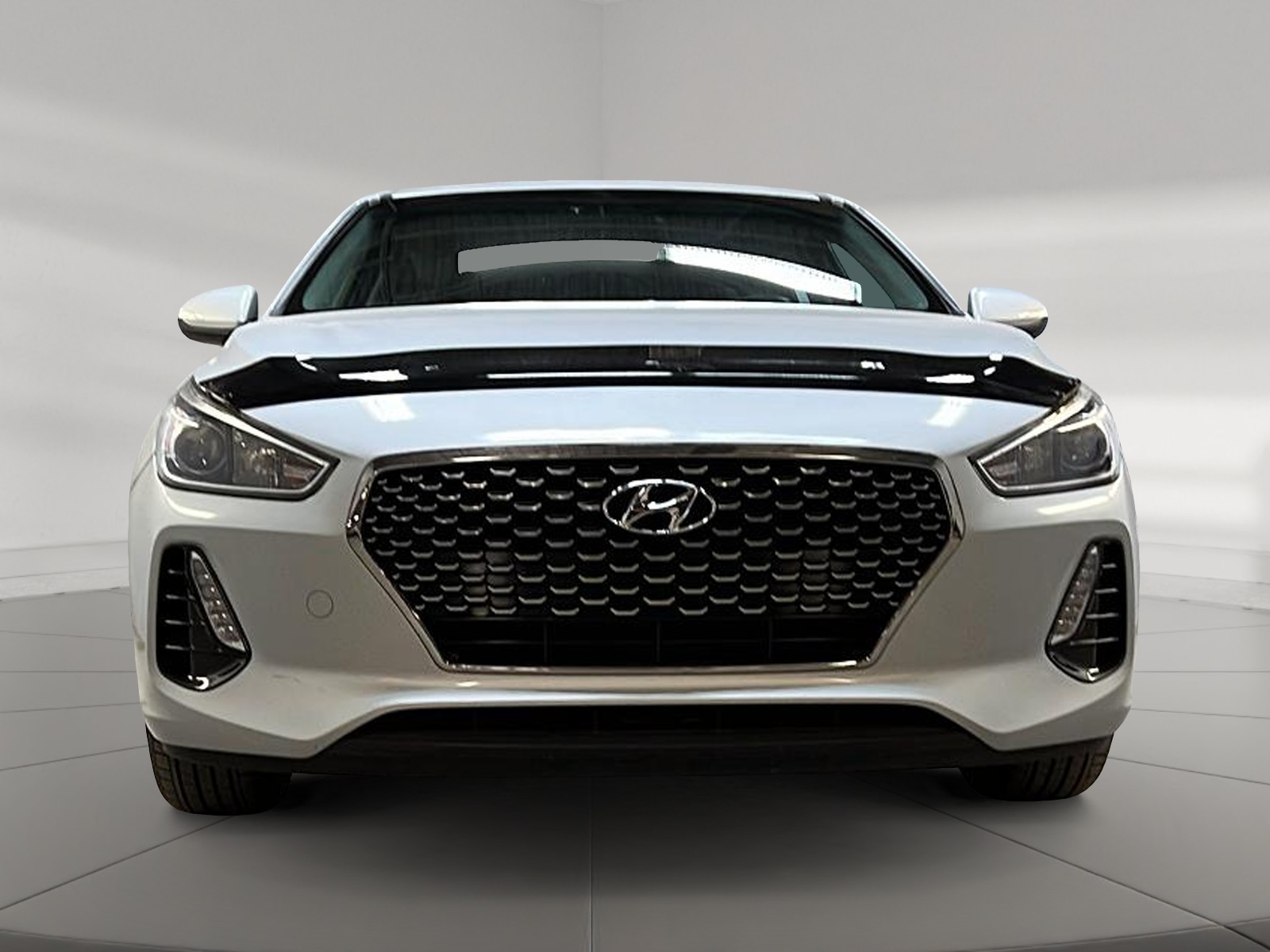 Hyundai Elantra GT GL 2018 - image #2