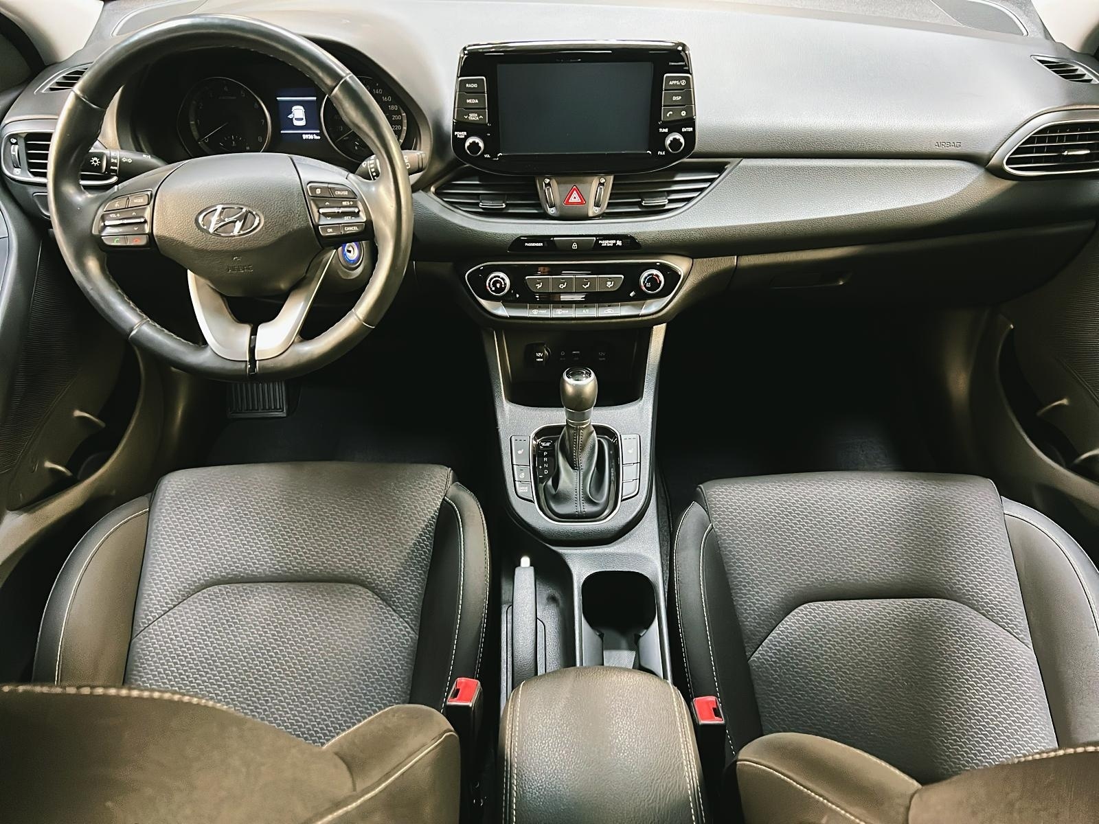 Hyundai Elantra GT 2018 - Image #10