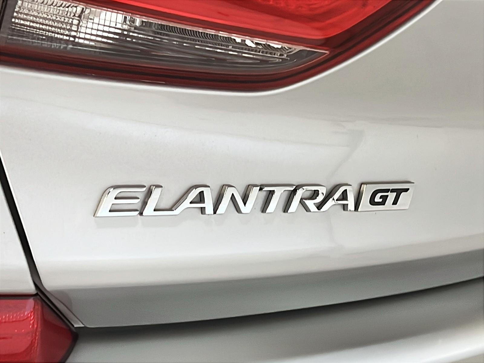 Hyundai Elantra GT 2018 - Image #22