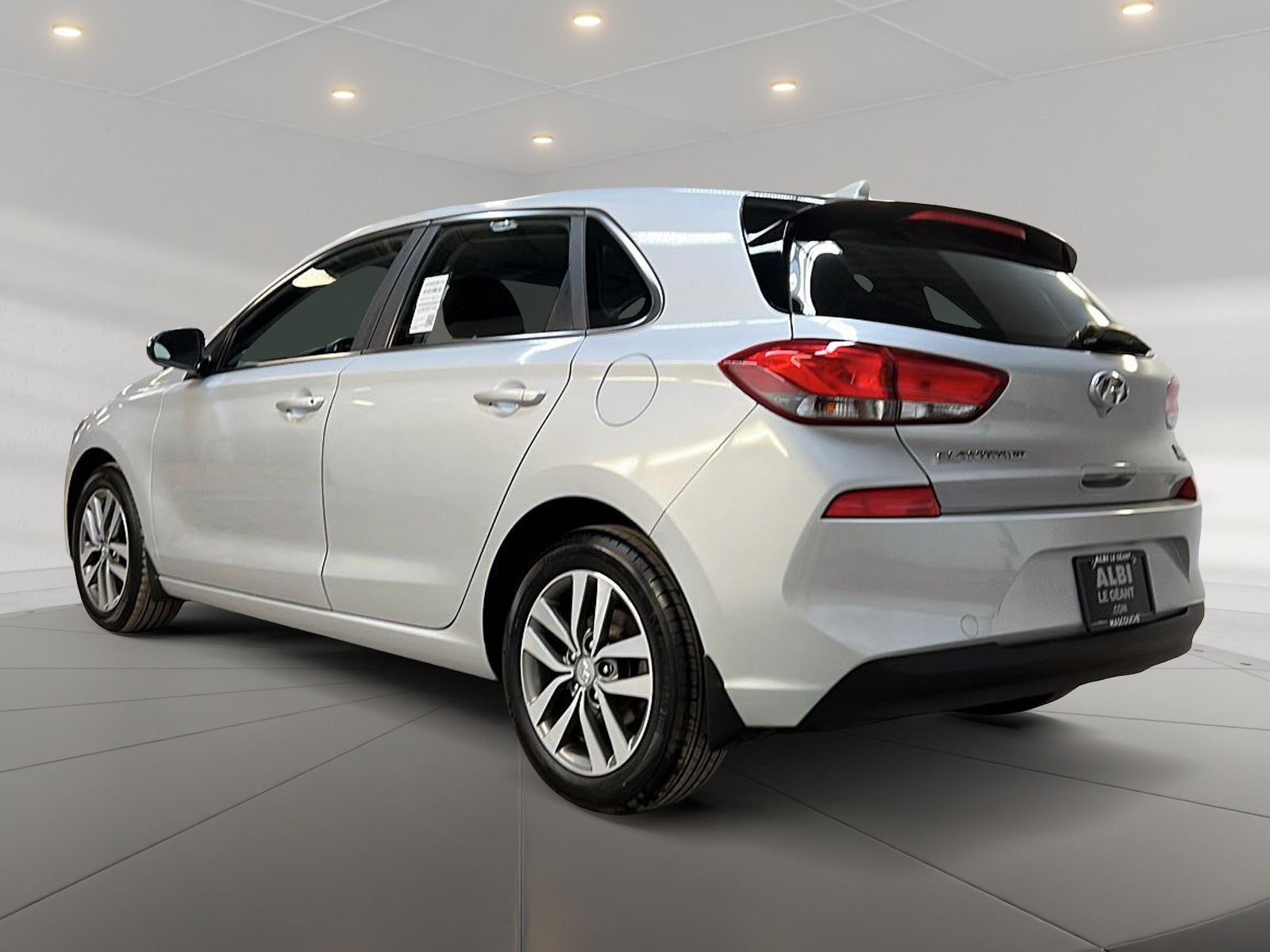 Hyundai Elantra GT 2018 - Image #6