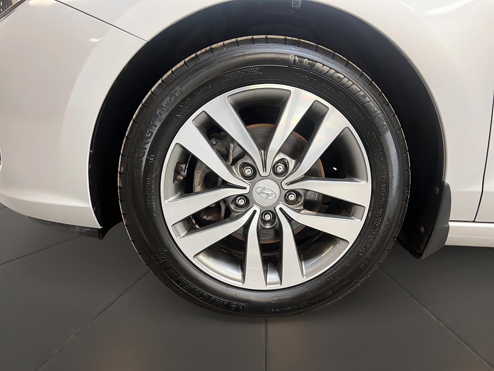 Hyundai Elantra GT 2018 - Image #23