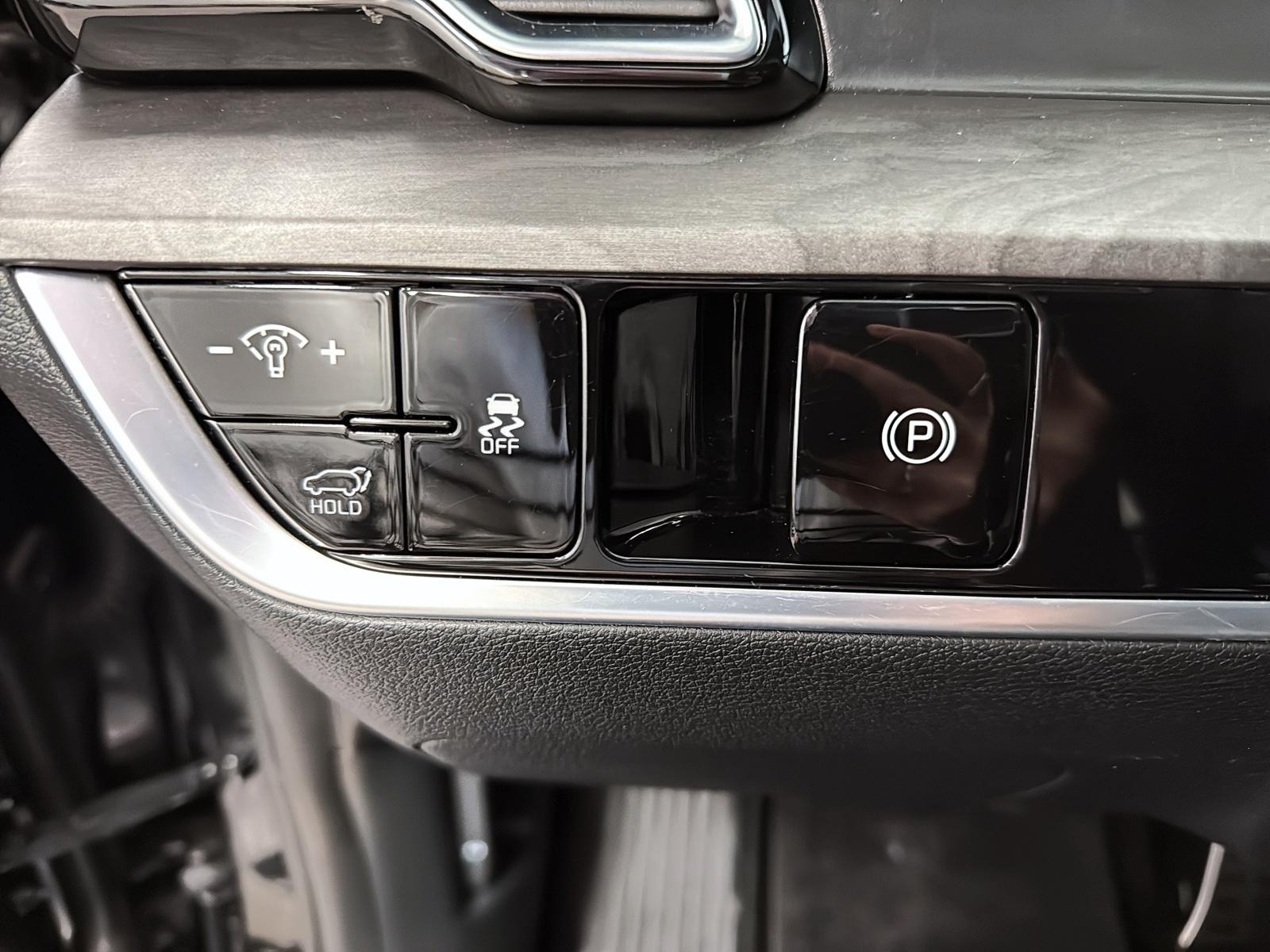 Kia Sportage X-LINE LIMITED CUIR TOIT PANO NAV 4RM 2024 - image #12